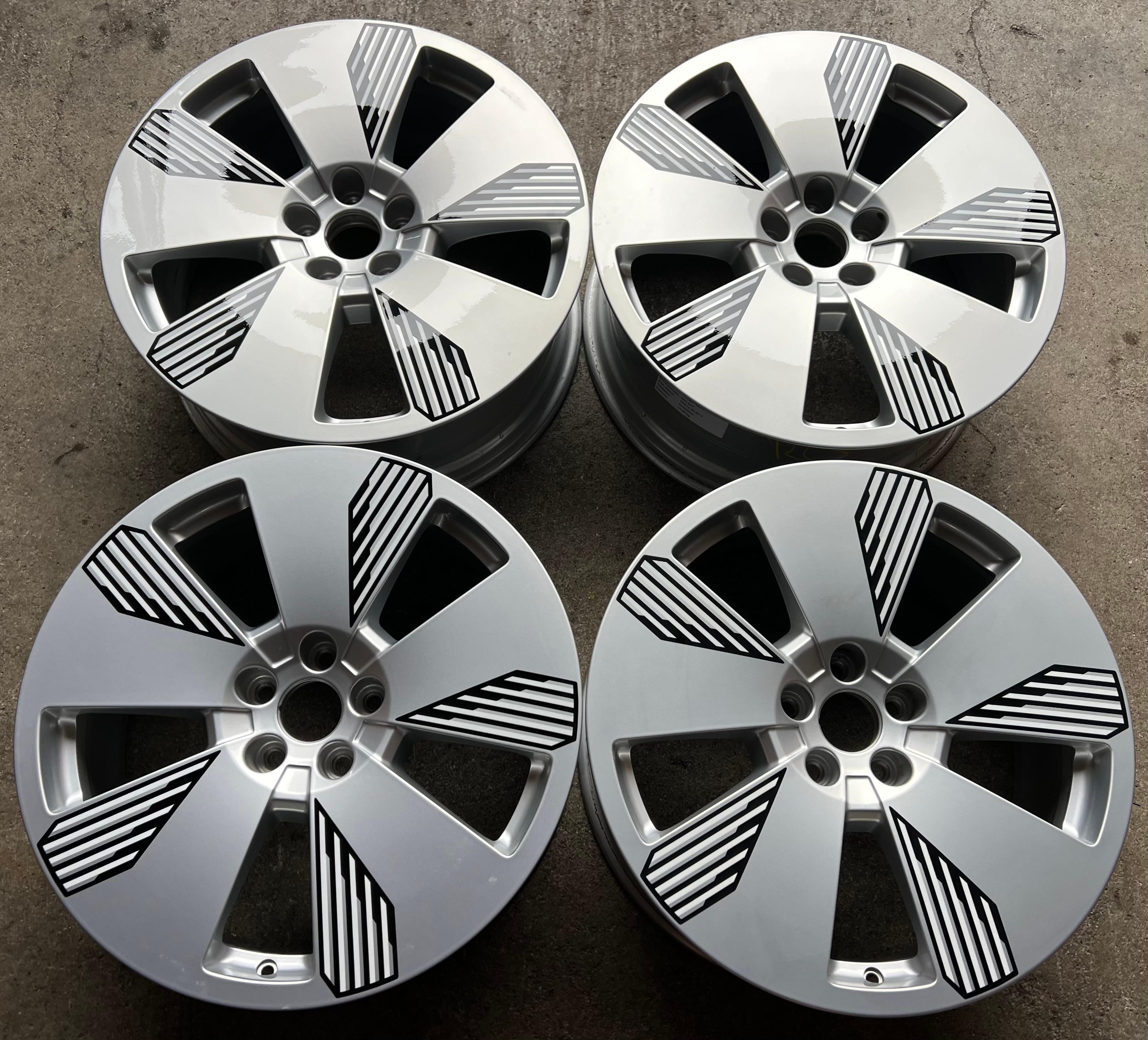 4 CERCHI IN LEGA DA 19" ORIGINALI AUDI E-TRON GEN 8x19 ET34 4KE601025L SPEDIZIONE GRATUITA