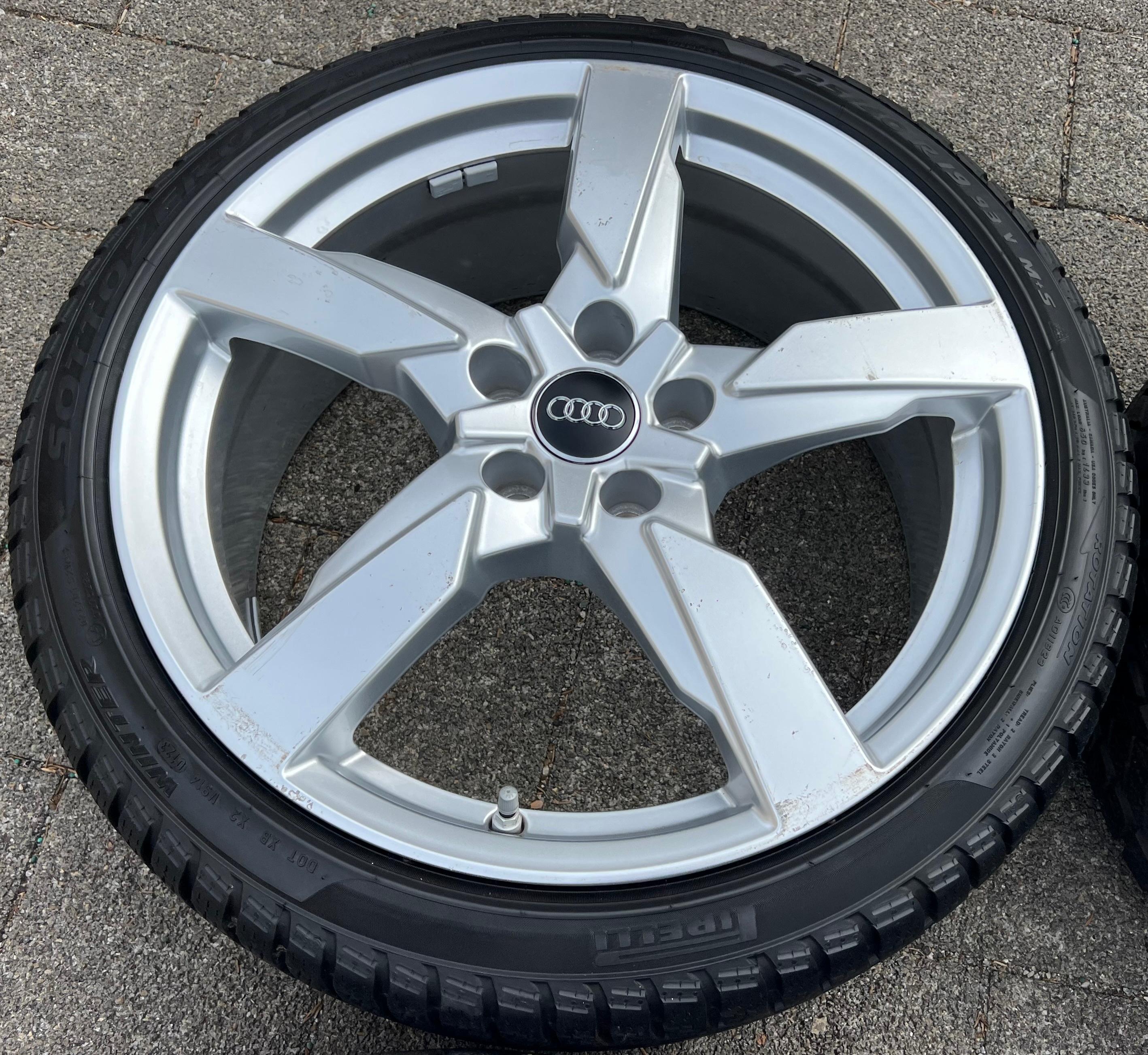 4 ORIGINELE 19" ALUMINIUM WINTERWIELEN AUDI TT TTS 8S 8S0601025AG 225/40R19 93V 2023 GRATIS VERZENDING