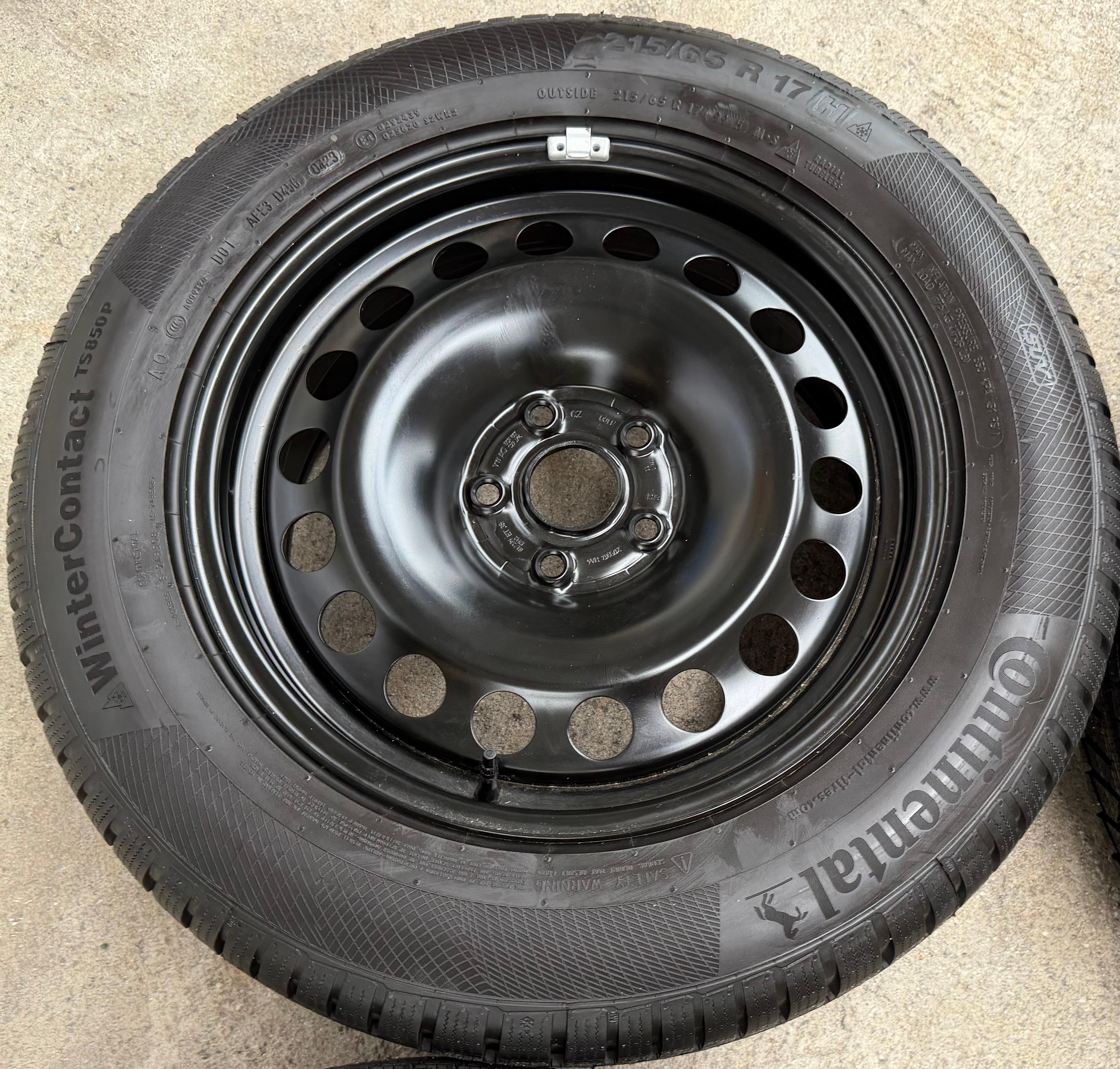 4 Winterräder Audi Q3 F3 Seat Tarraco Skoda Kodiaq VW Tiguan II 5NA 215/65R17 99H Continental