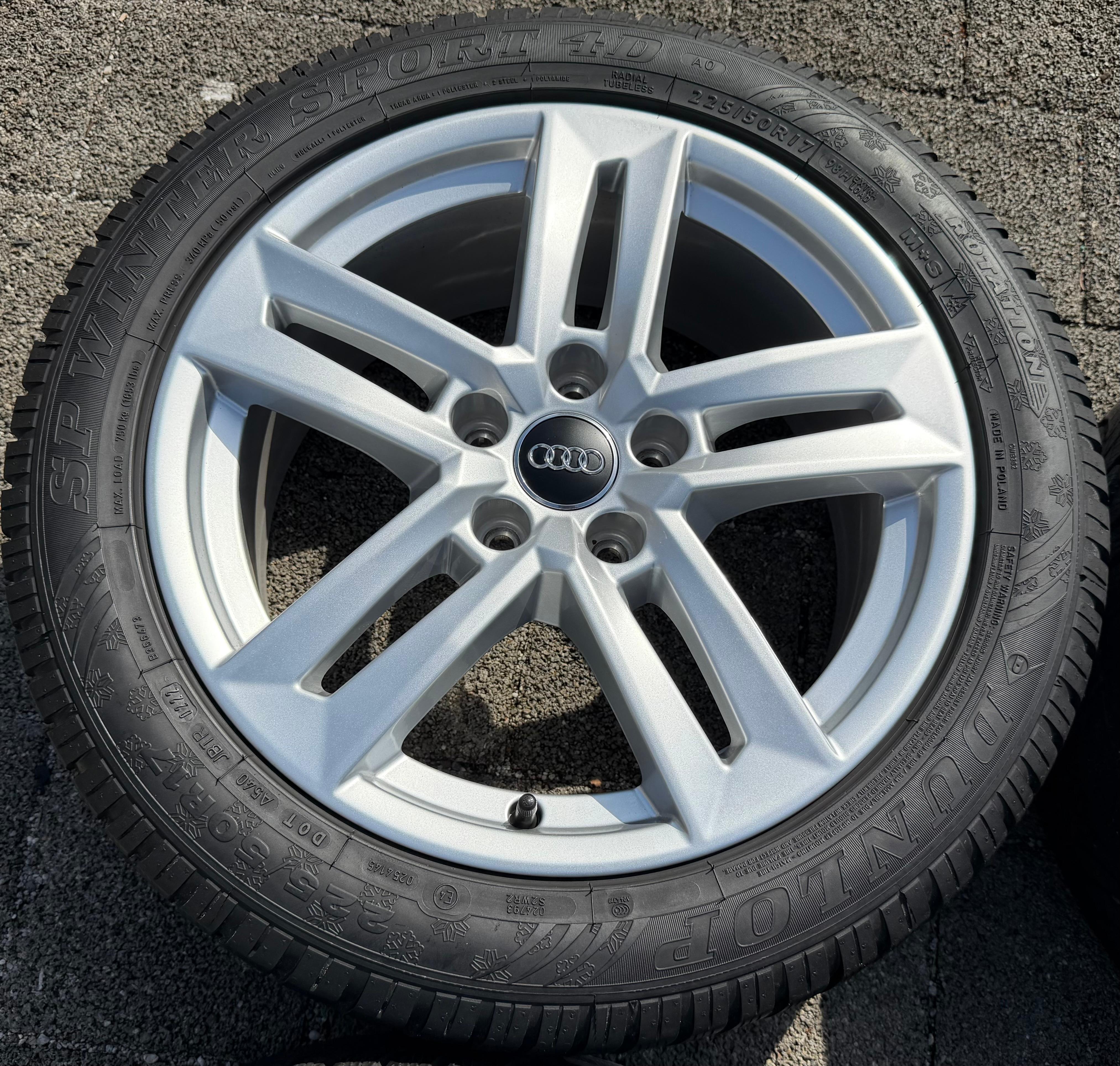 4 Original 17" Alu Winterräder Audi A4 B9 8W 8W0601025P 225/50R17 98H Dunlop 2021