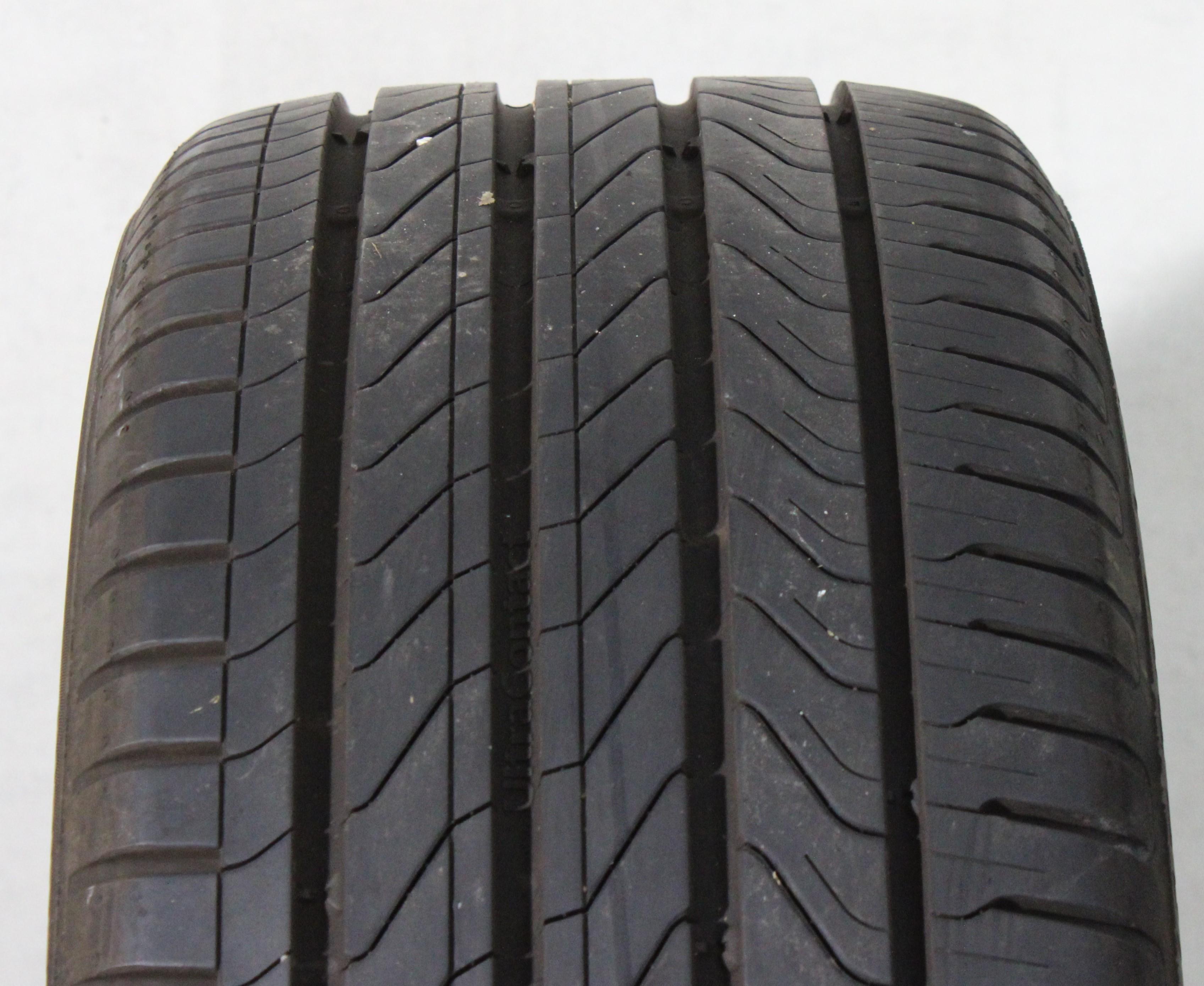 1 neumático de verano Continental UltraContact 215/45R16 90V, 6 mm, 2023 XL