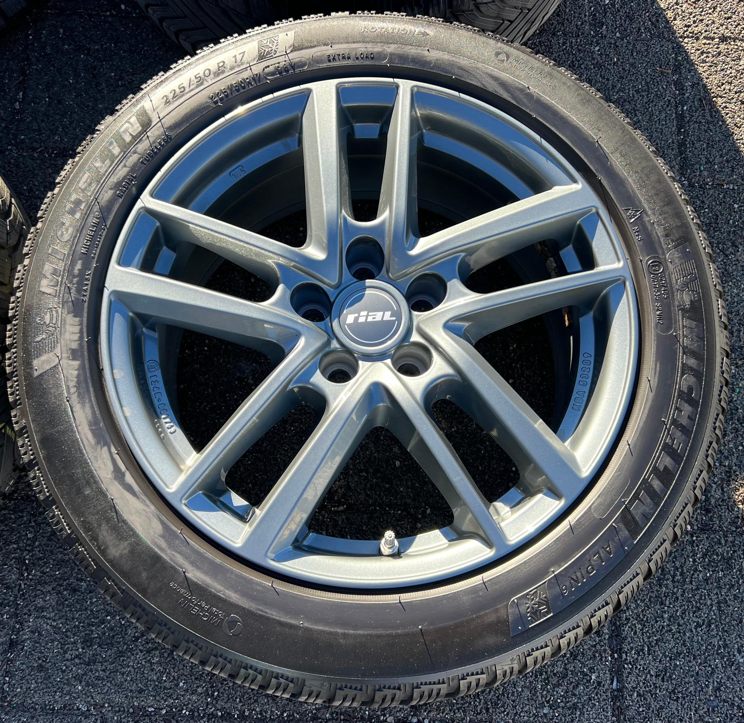 RUOTE IN LEGA 17" INVERNALI BMW SERIE 2 G42 SERIE 3 G20 G21 SERIE 4 G22 G23 225/50R17 98V RDKS