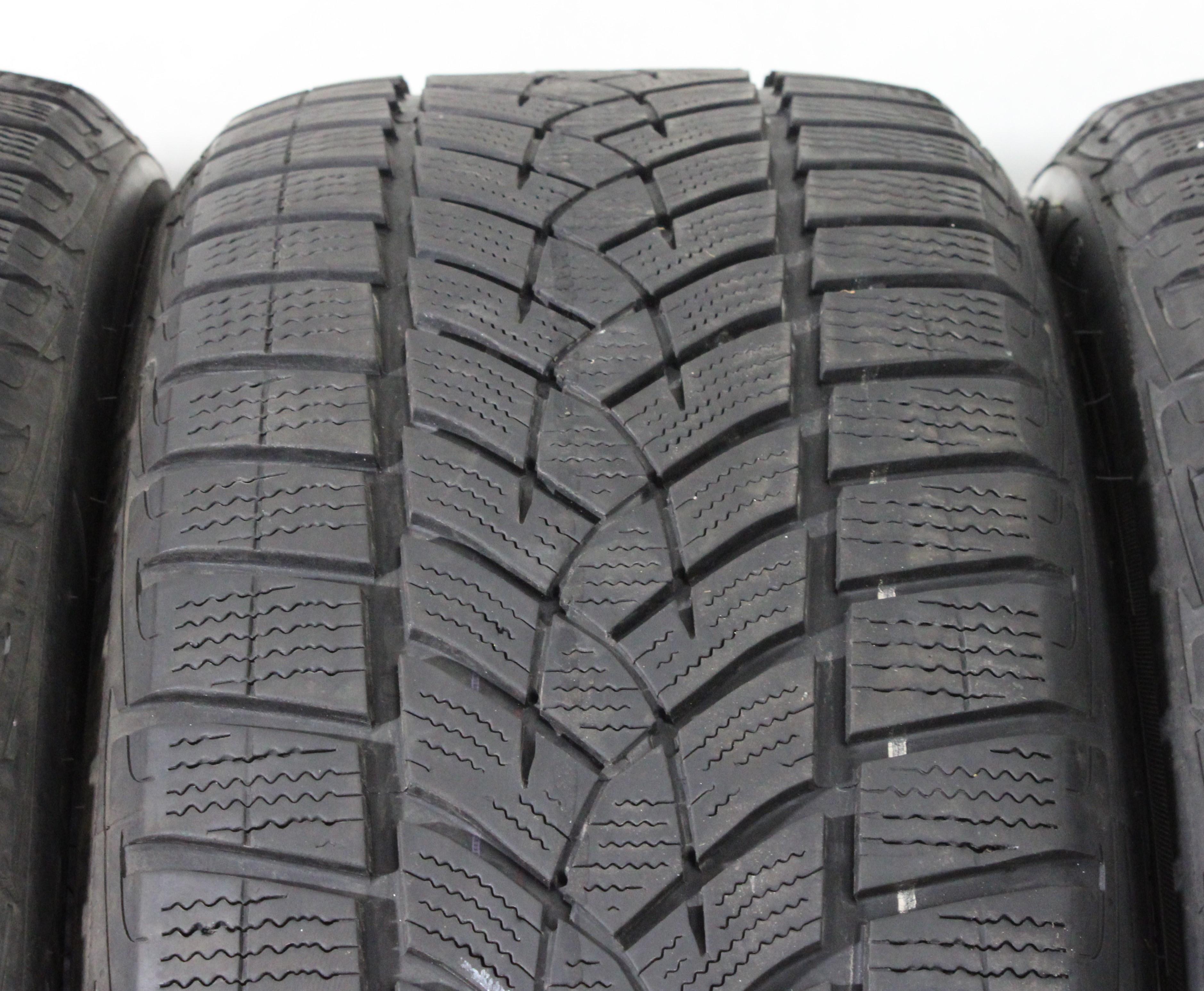 4 x 215/50R19 93T Winterreifen Goodyear Ultra Grip Performance + 2x5-5,5mm/2x6,5-7mm 2020 Seal