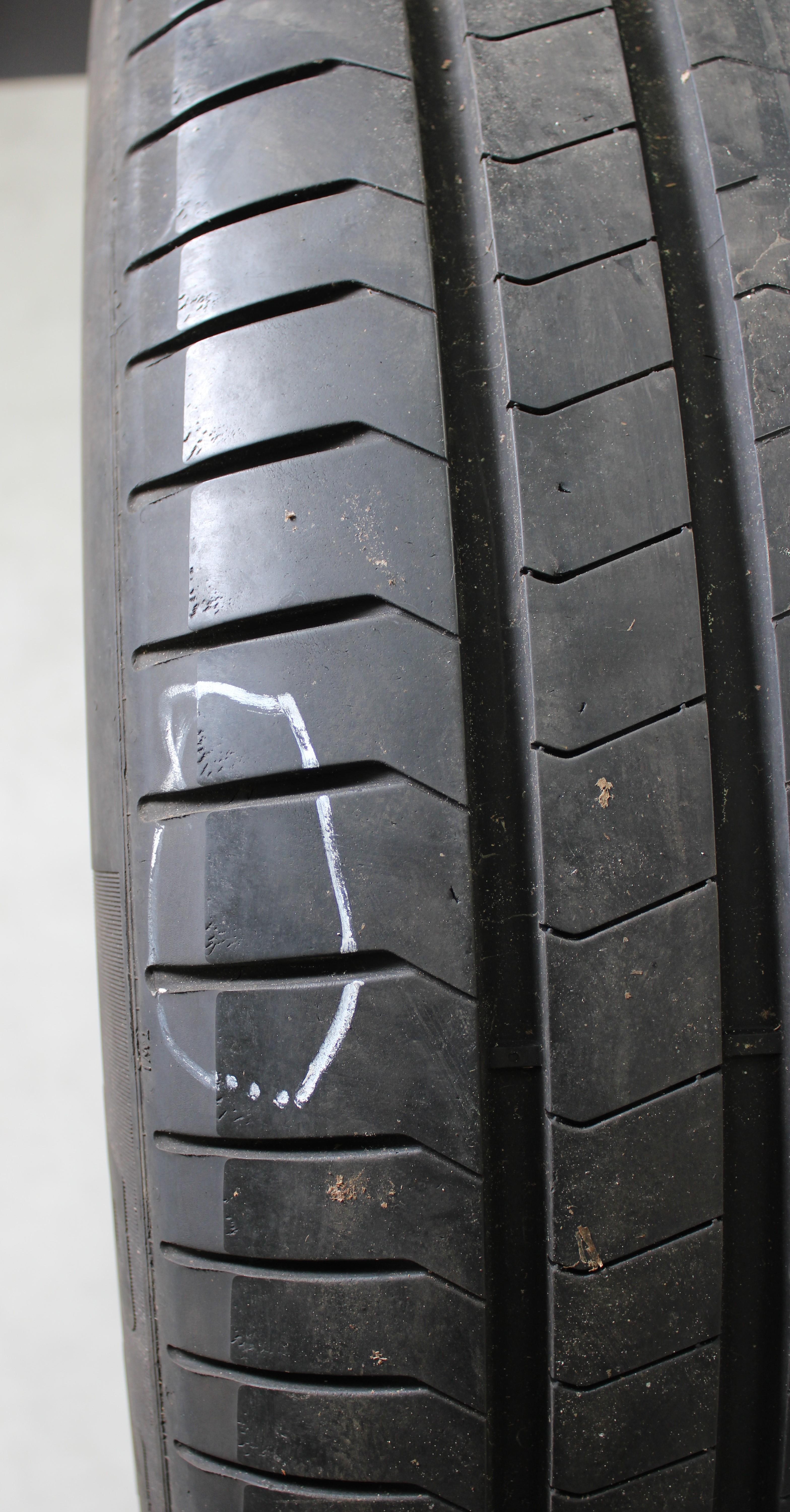 2 x 305/40R20 112Y Sommerreifen Pirelli Pzero PZ4 Runflat 6mm 2019 *