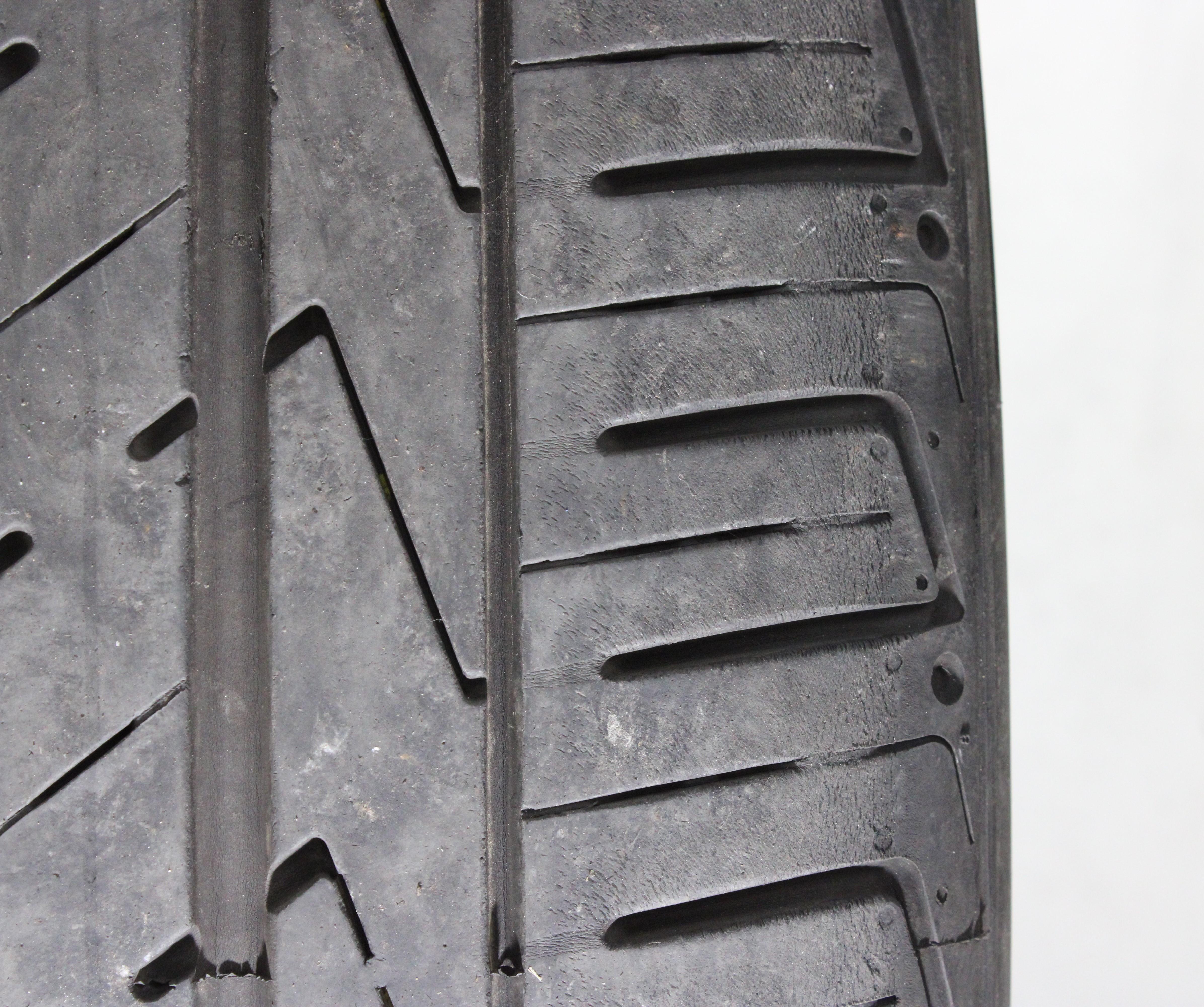 2 x 235/50R19 99V Sommerreifen Hankook Ventus S1 Evo 2 SUV 4,5-5mm 2020 Seal