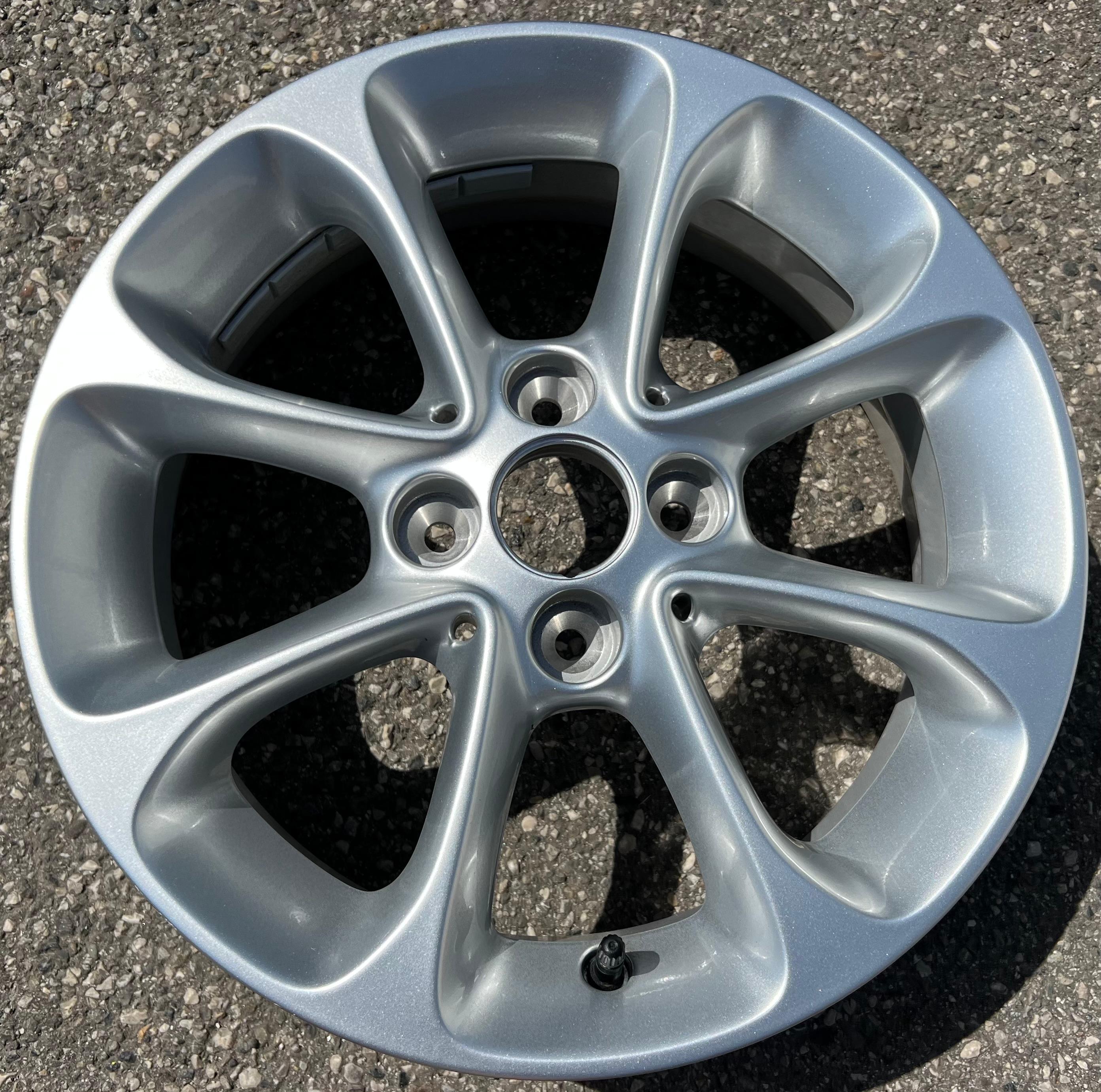 1 X ORIGINAL 15" ALUFELGE SMART FORFOUR FORTWO 453 A4534013900 5x15 ET32 RDKS