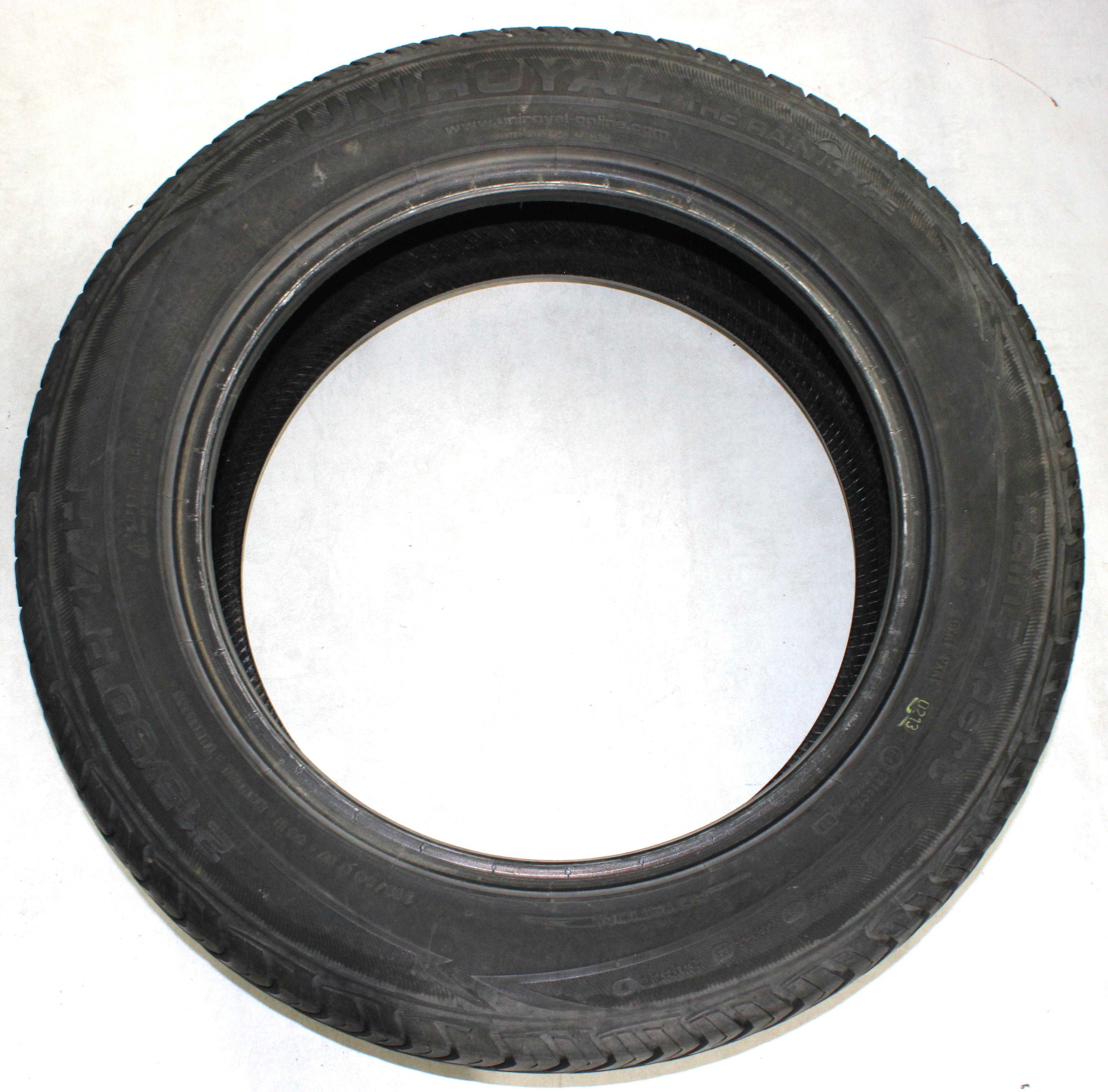 4 x 215/60R17 96H pneus été Uniroyal Rain Expert SUV 2x5,5-6mm/2x6,5-7mm 2013