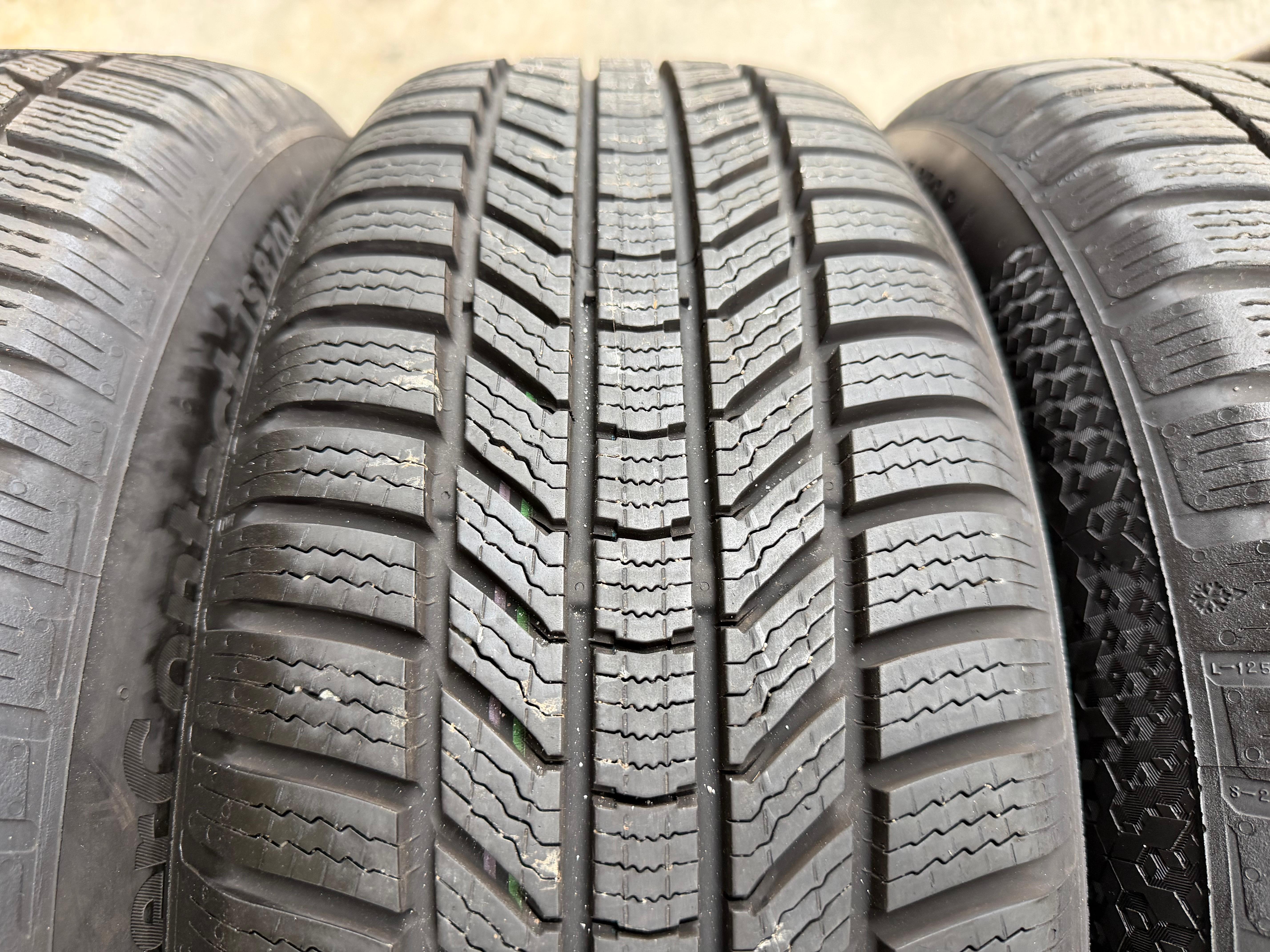 4 Original Alu Winterräder Audi A4 8W B9 8W0601025A 205/60R16 92H Continental