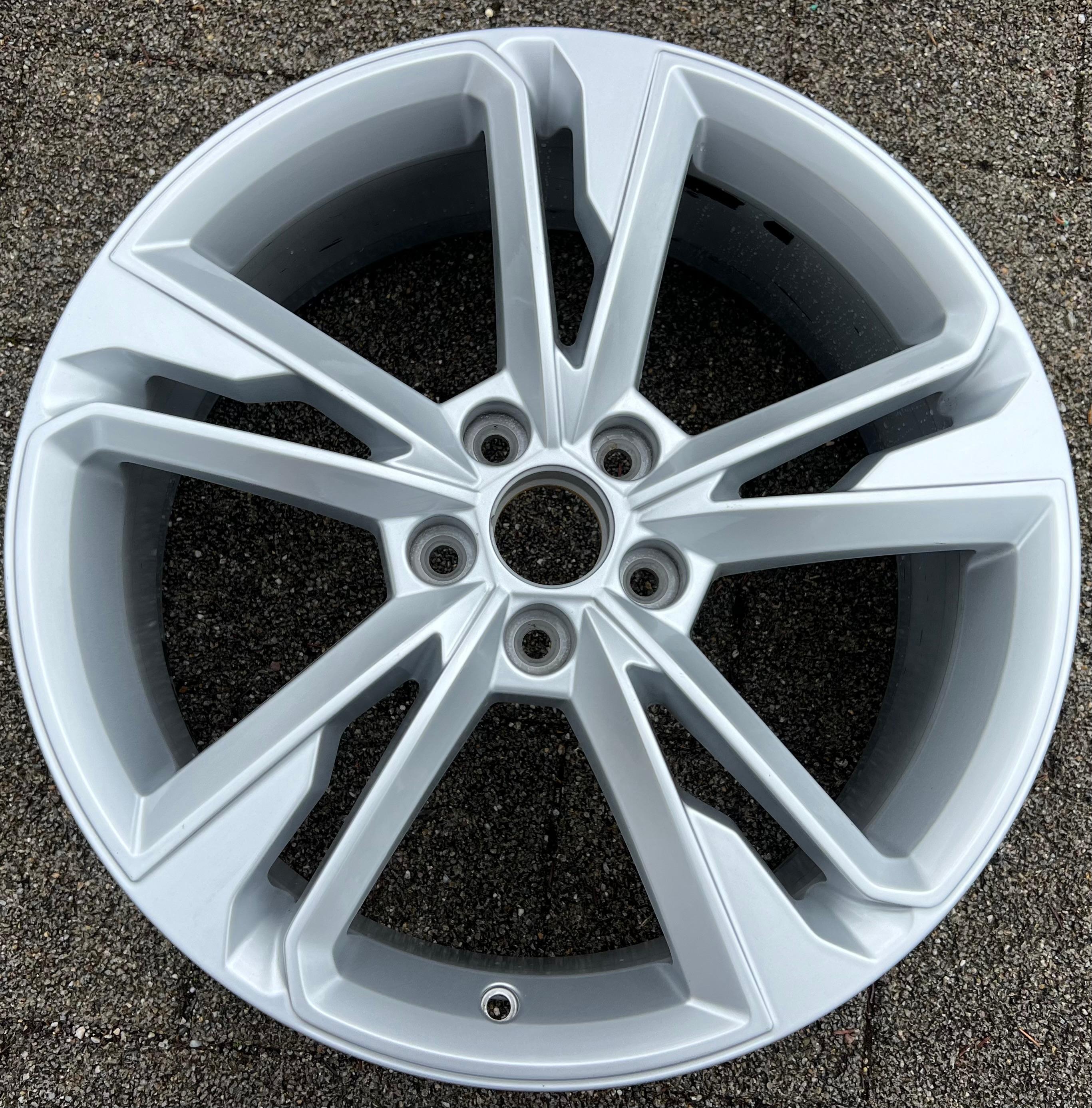 1 X ORIGINAL 19" ALUFELGE AUDI Q3 F3 83A601025M 7x19 ET43 FELGE FREIHAUS