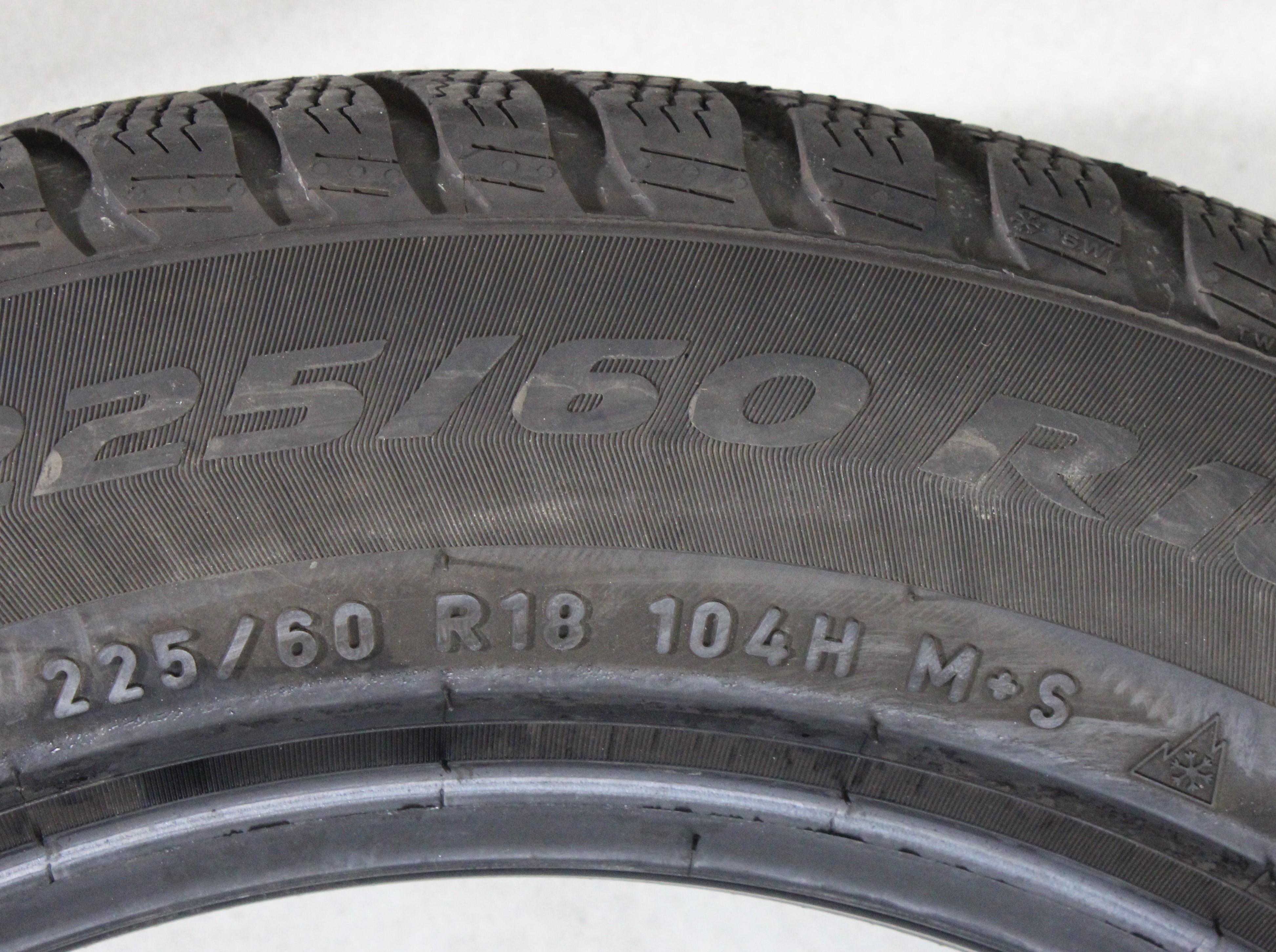 1 x 225/60R18 104H Winterreifen Pirelli Sottozero 3 * Runflat 6,5mm 2022