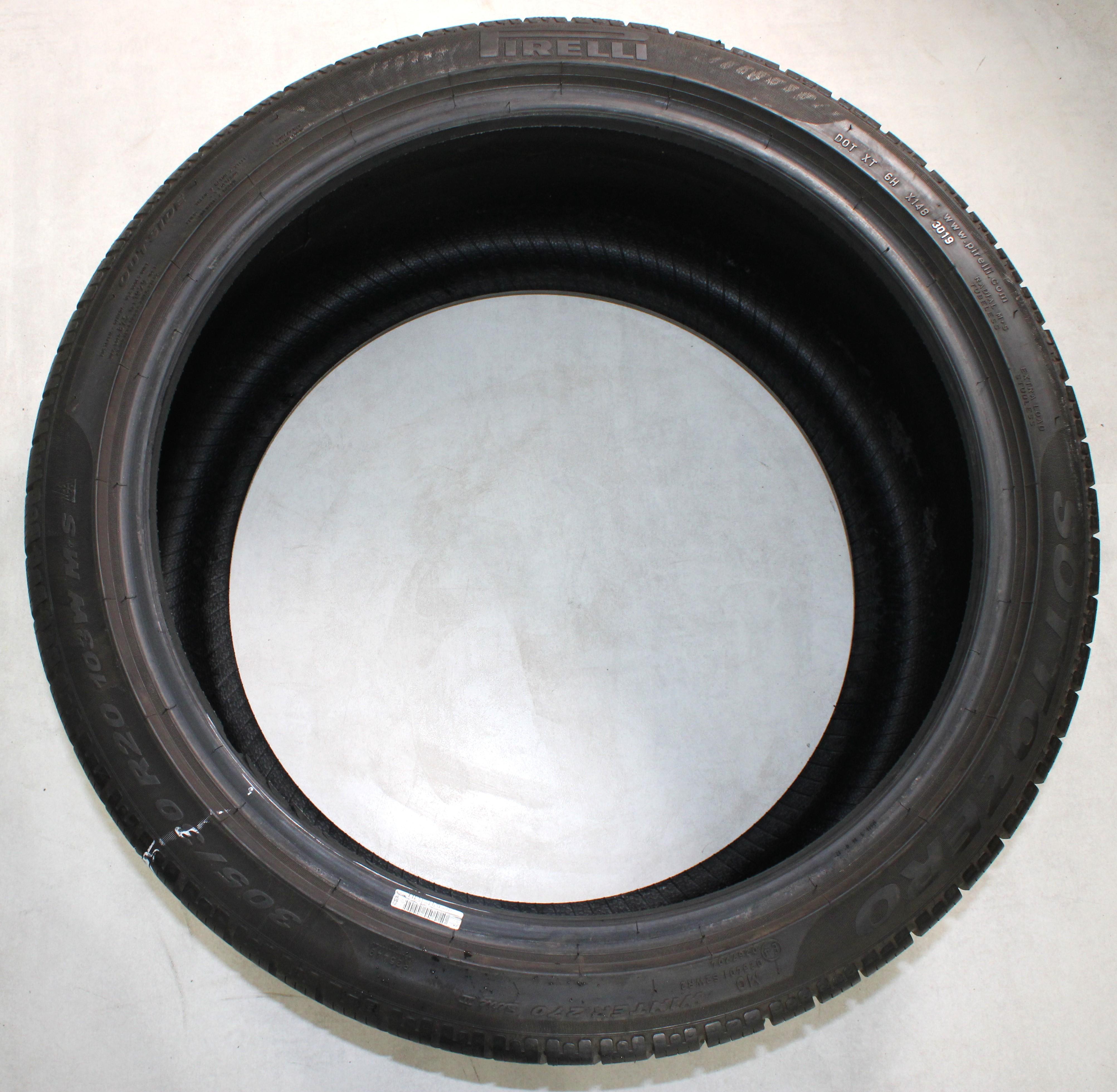 2 pneus hiver 305/30R20 103W Pirelli Sottozero Winter 270 série 2, usure 6 mm, 2019/2020