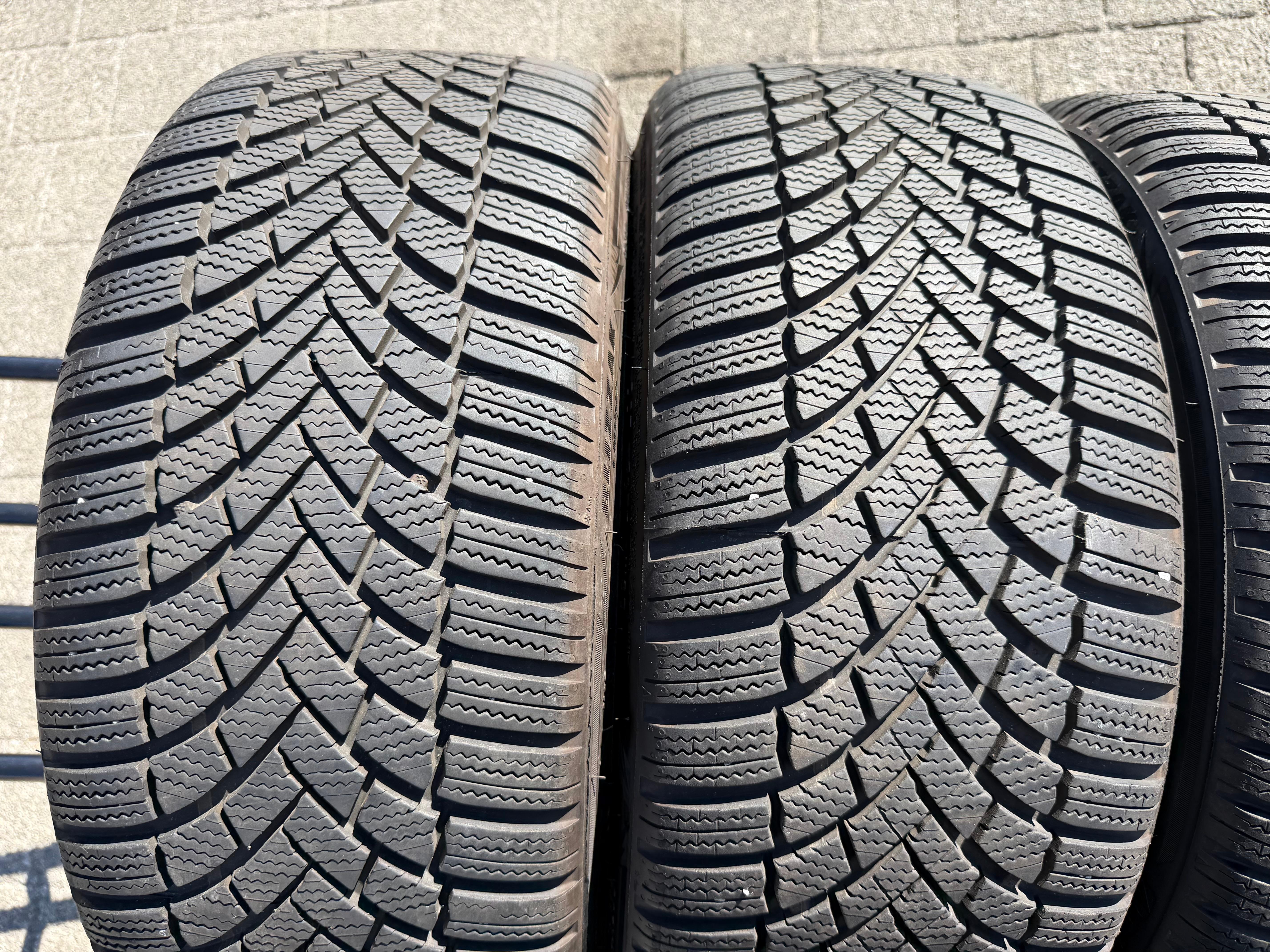 4 Original 18" Alu Winterräder Audi A3 S3 8Y 8Y0601025J 225/40R18 92V Bridgestone 2022