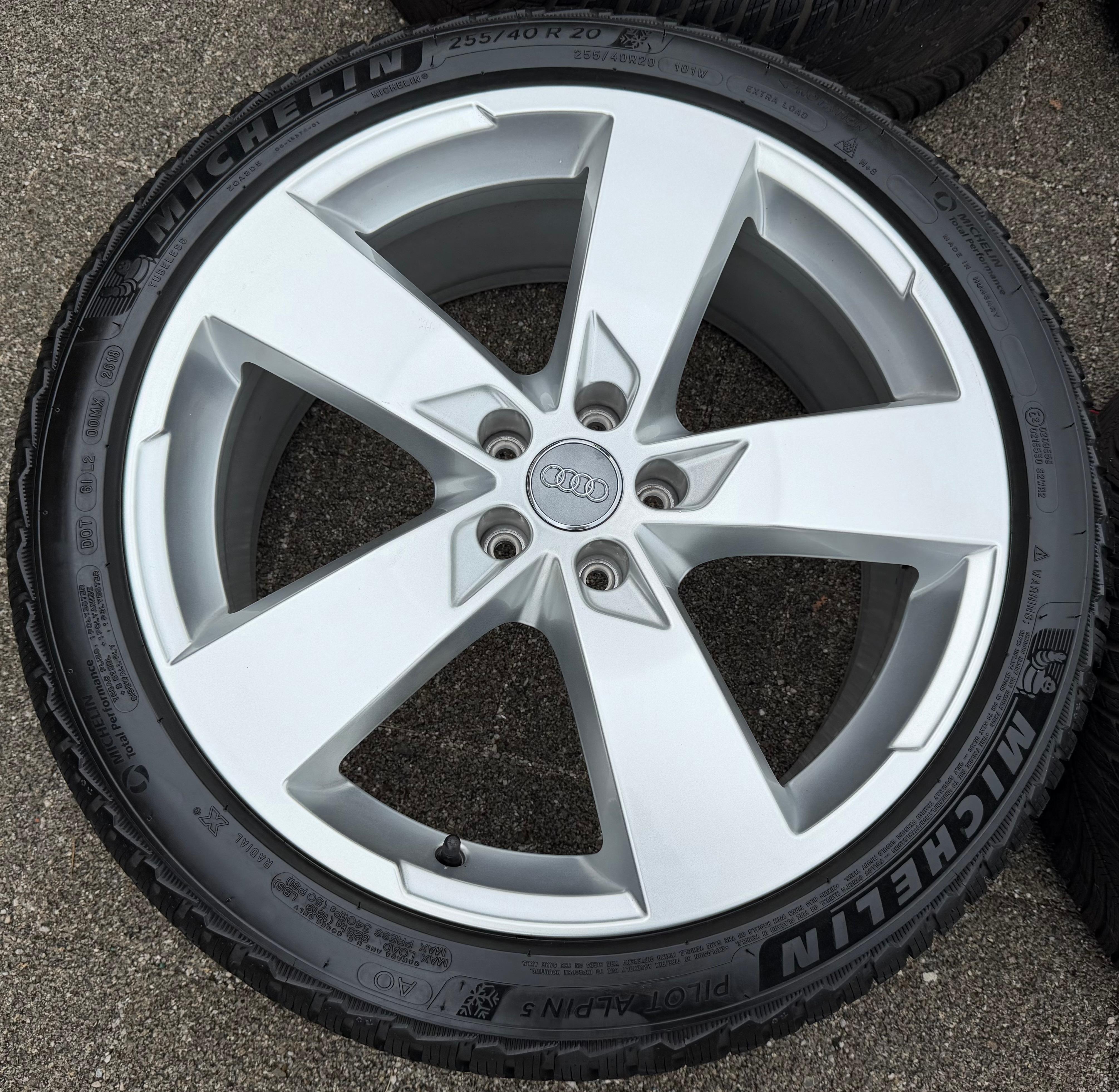 4 roues hiver complètes en aluminium d’origine 20" Audi A6 S6 C8 4K0601025K 255/40R20 101W Michelin Alpin