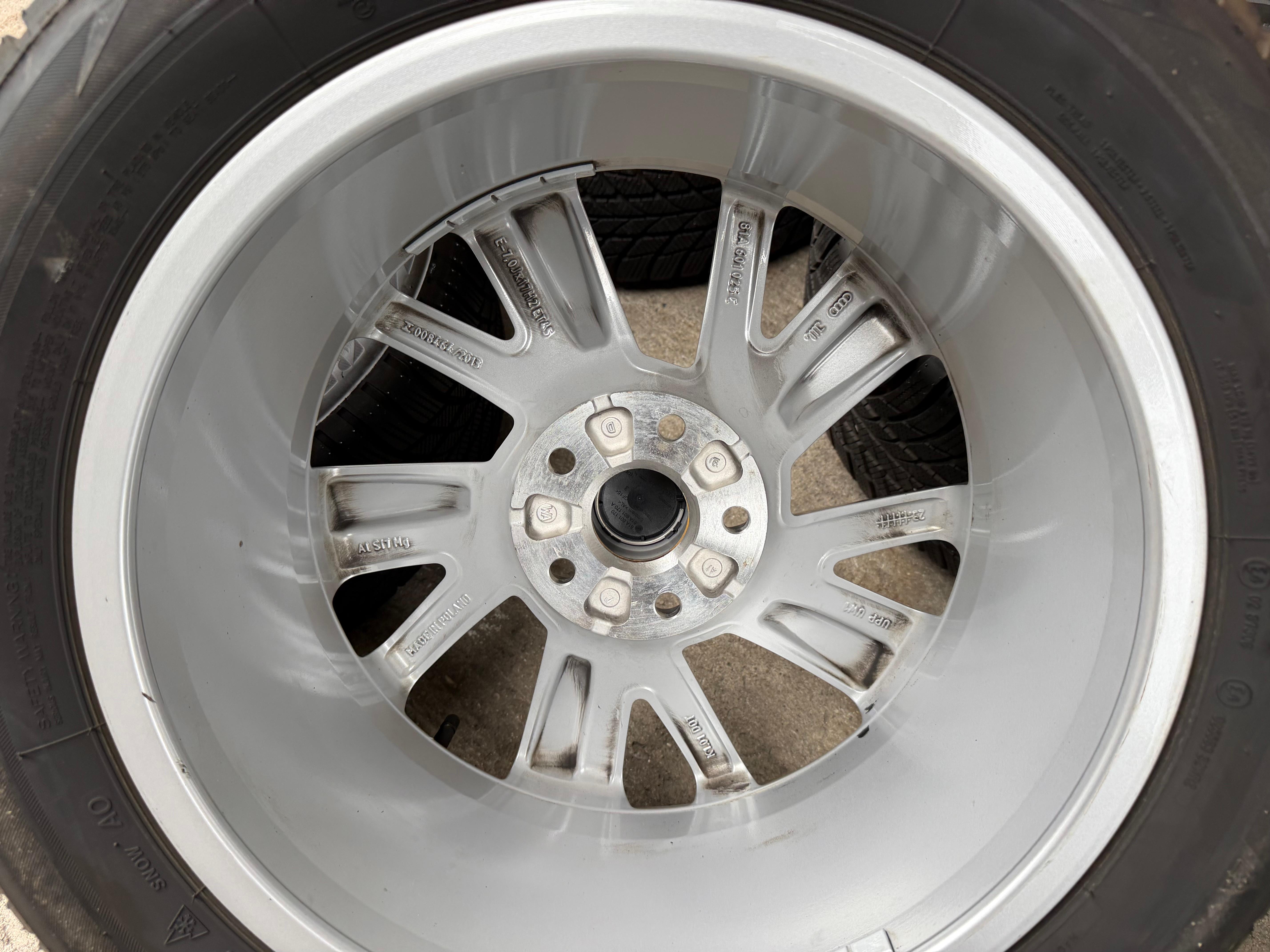 4 Original 17" Alu Winterräder Audi Q2 215/55R17 94V Bridgestone 2023