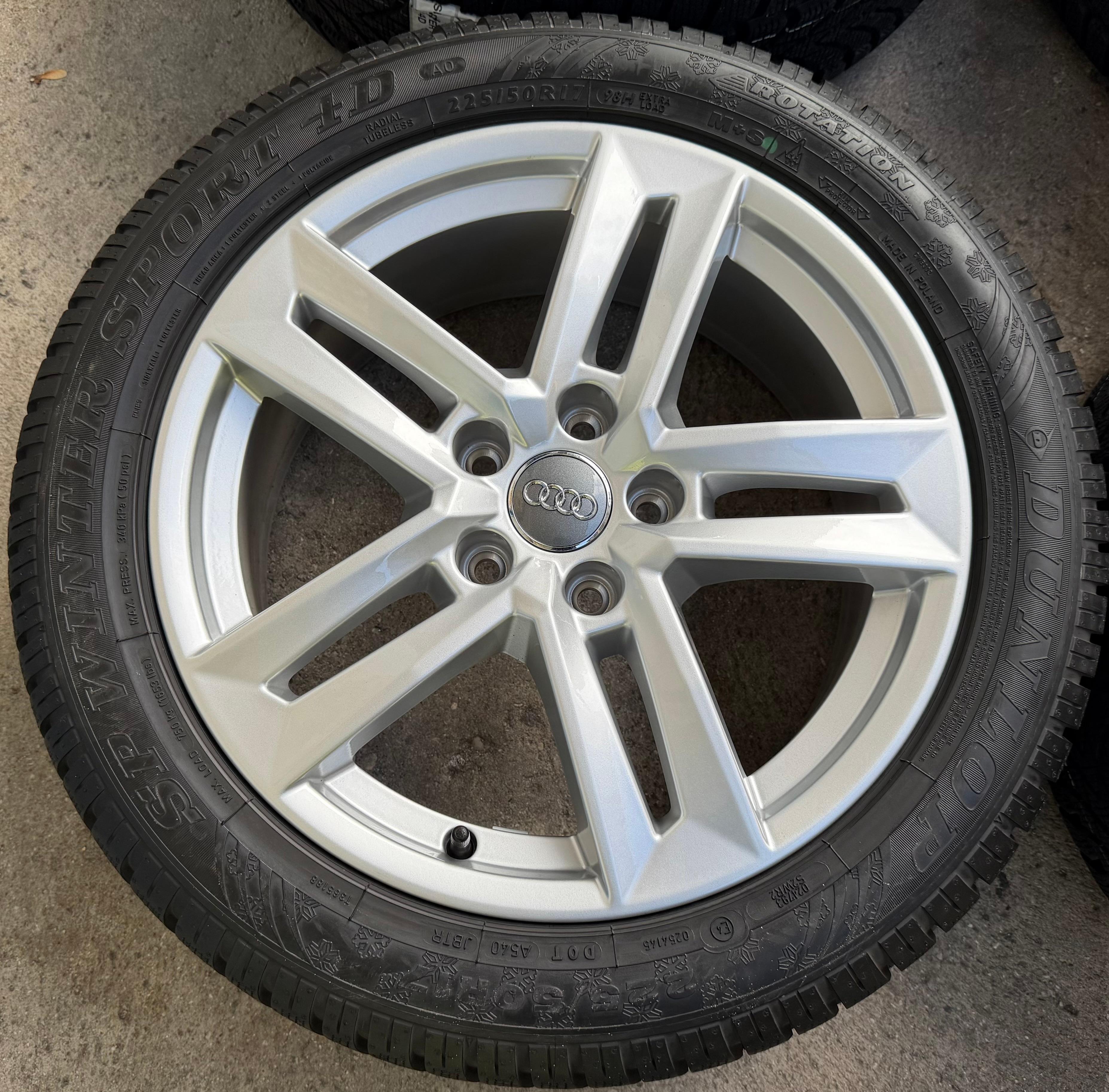 4 Original 17" Alu Winterräder Audi A4 B9 8W 8W0601025P 225/50R17 98H Dunlop