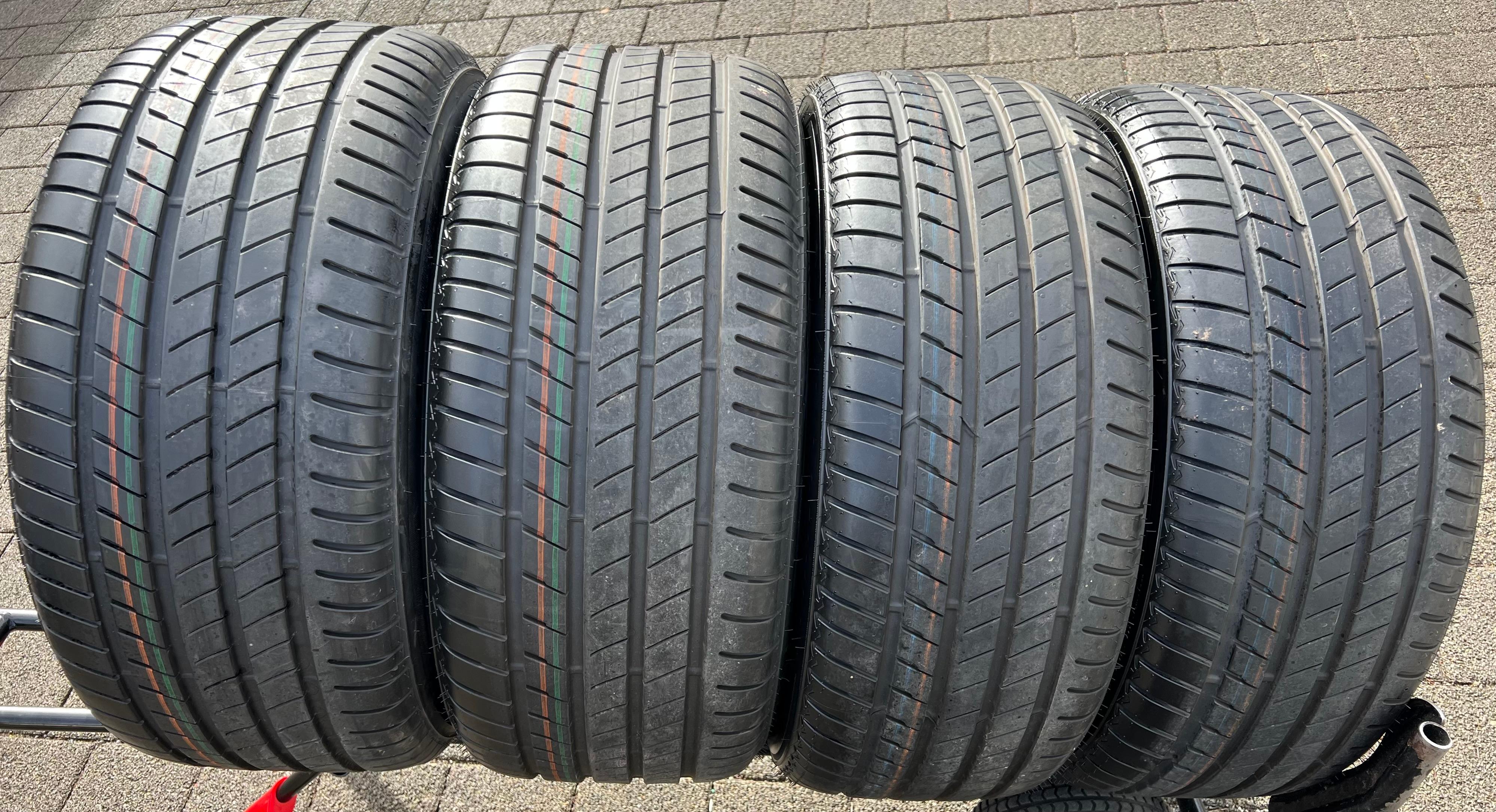 4 ROUES D'ÉTÉ ORIGINALES 20" EN ALUMINIUM BMW X5 G05 X6 G06 STYLING M740 275/45R20 110Y 305/40R20 112Y