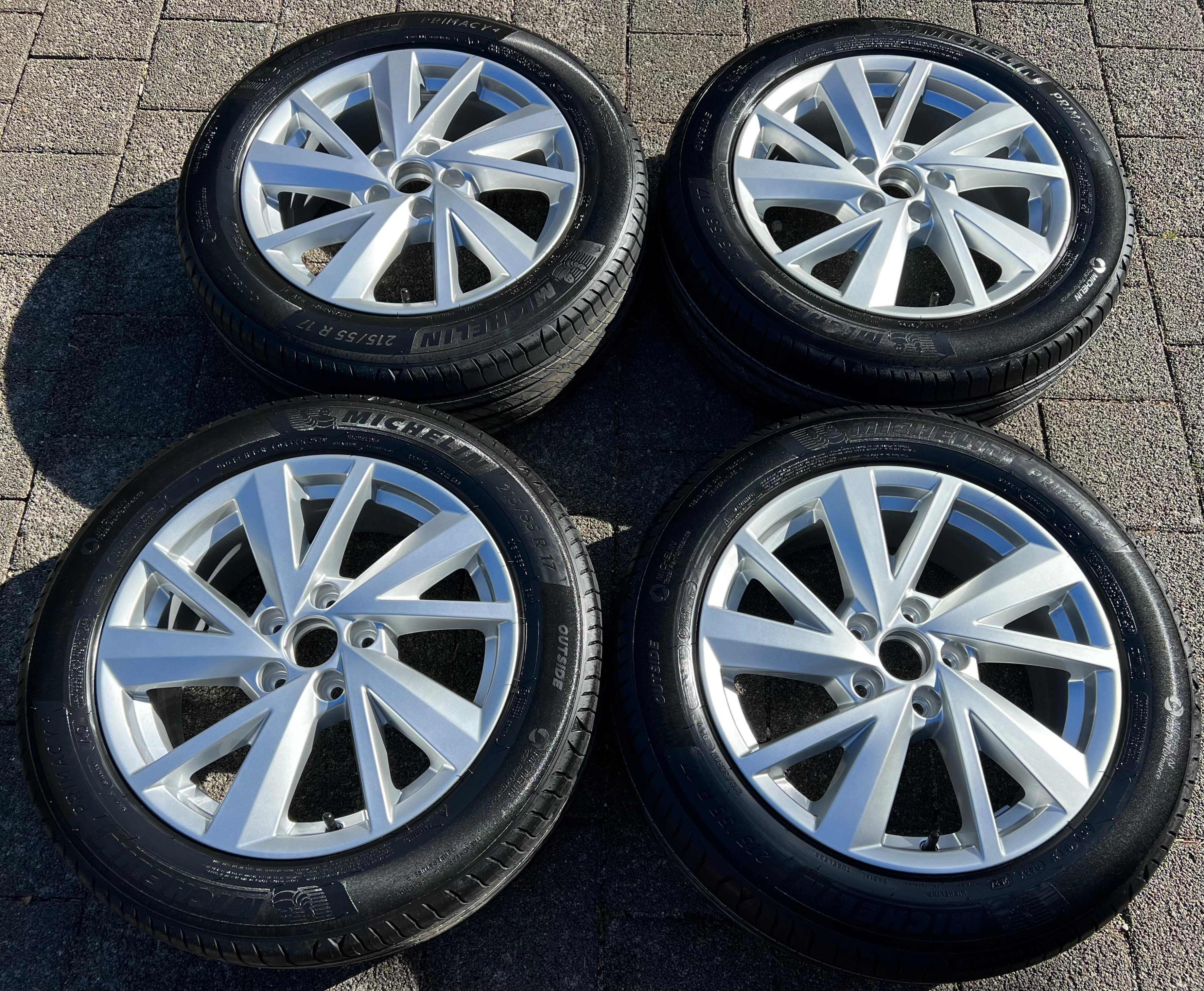 4 ORIGINAL 17" ALU SOMMERRÄDER AUDI Q2 215/55R17 94V MICHELIN 2024 NEU FREIHAUS
