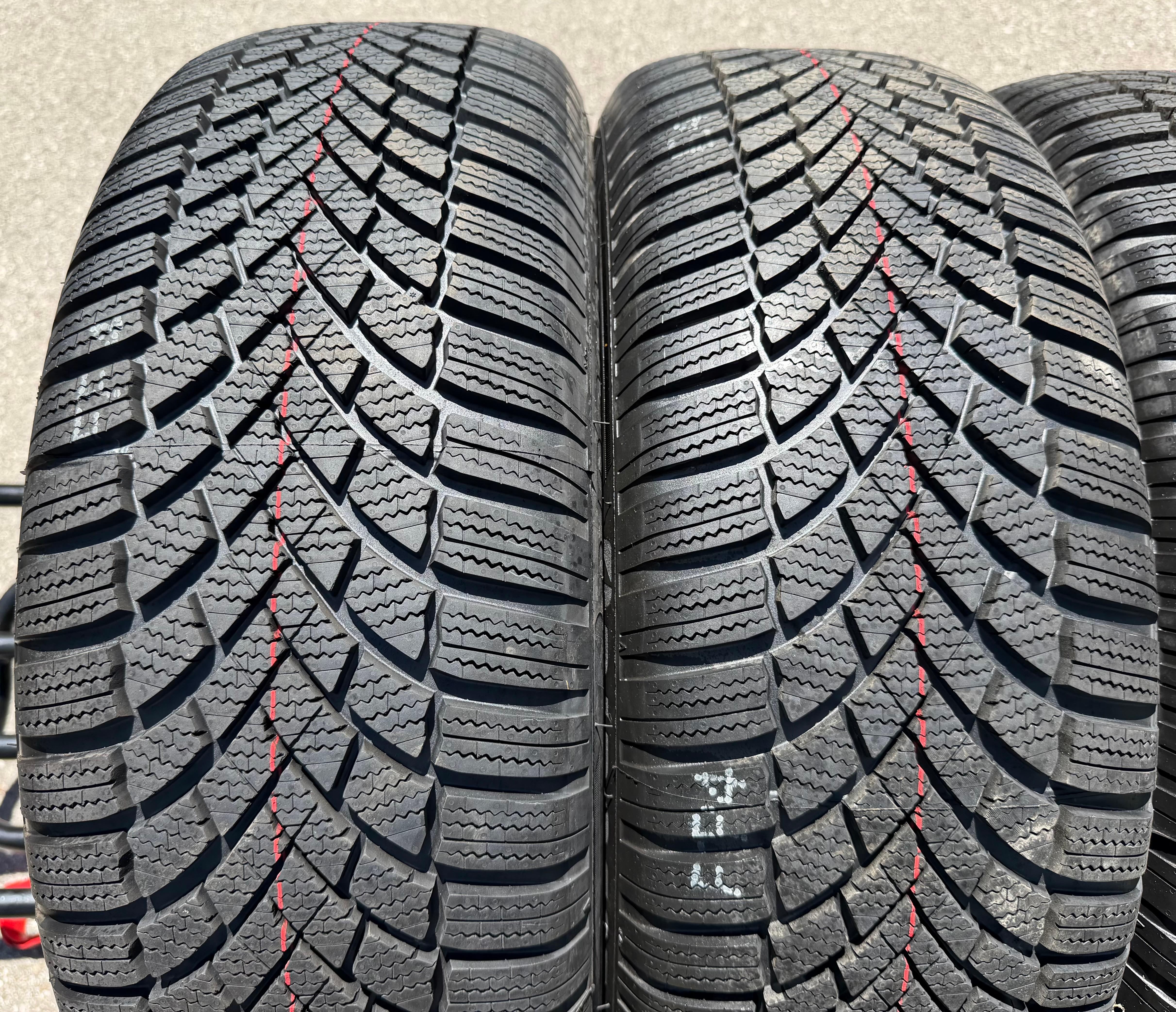 4 Original 18" Alu Winterräder Seat Tarraco 5FJ601025C 235/55R18 104H Bridgestone NEU