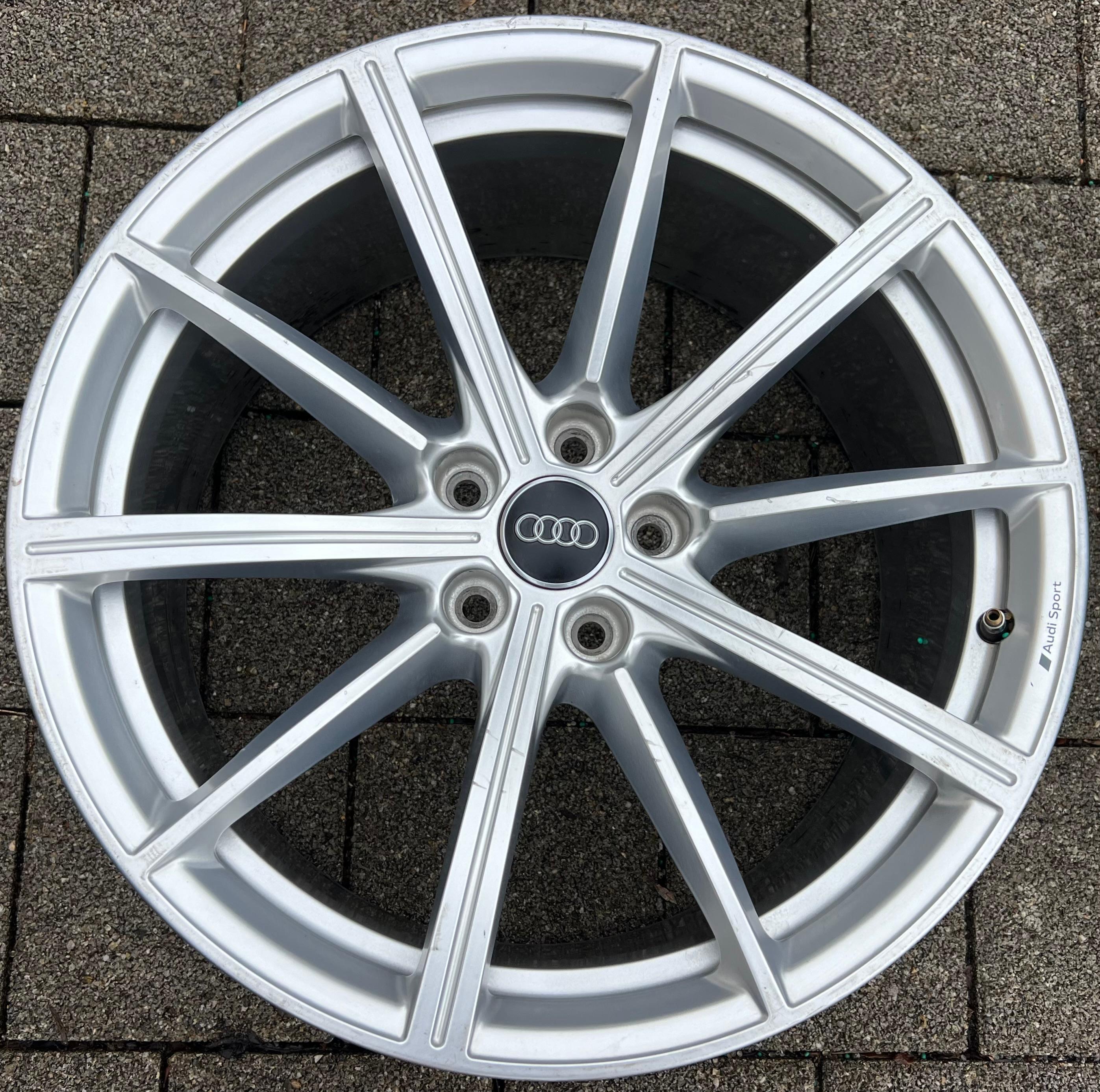 1 X ORIGINELE 19" ALUMINIUM VELG AUDI RS4 8W RS5 8W0601025CH 9x19 ET24 GRATIS VERZENDING