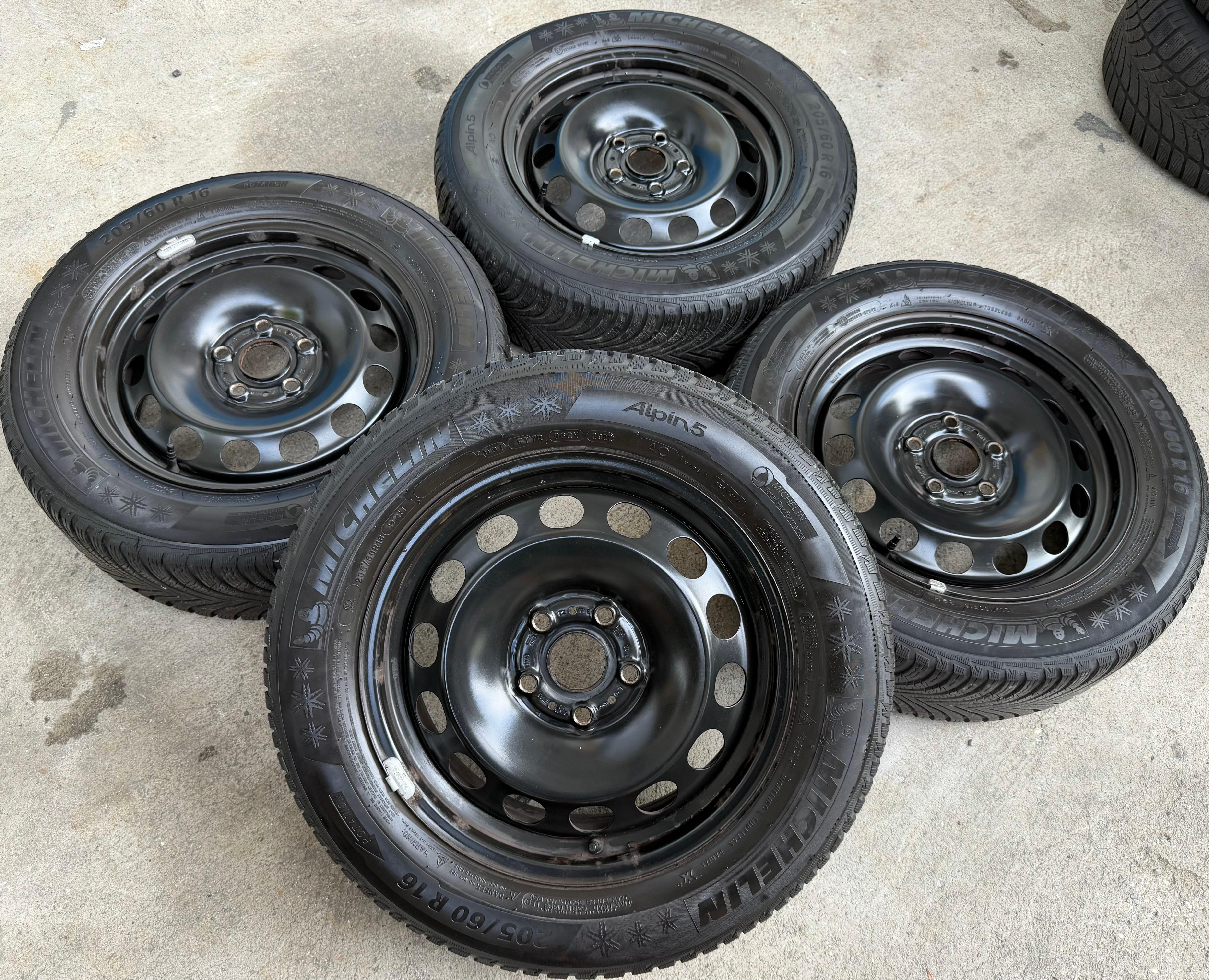 4 Winterräder Audi Q2 GA VW T-ROC A11 205/60R16 92H Michelin Alpin 5 Winterreifen