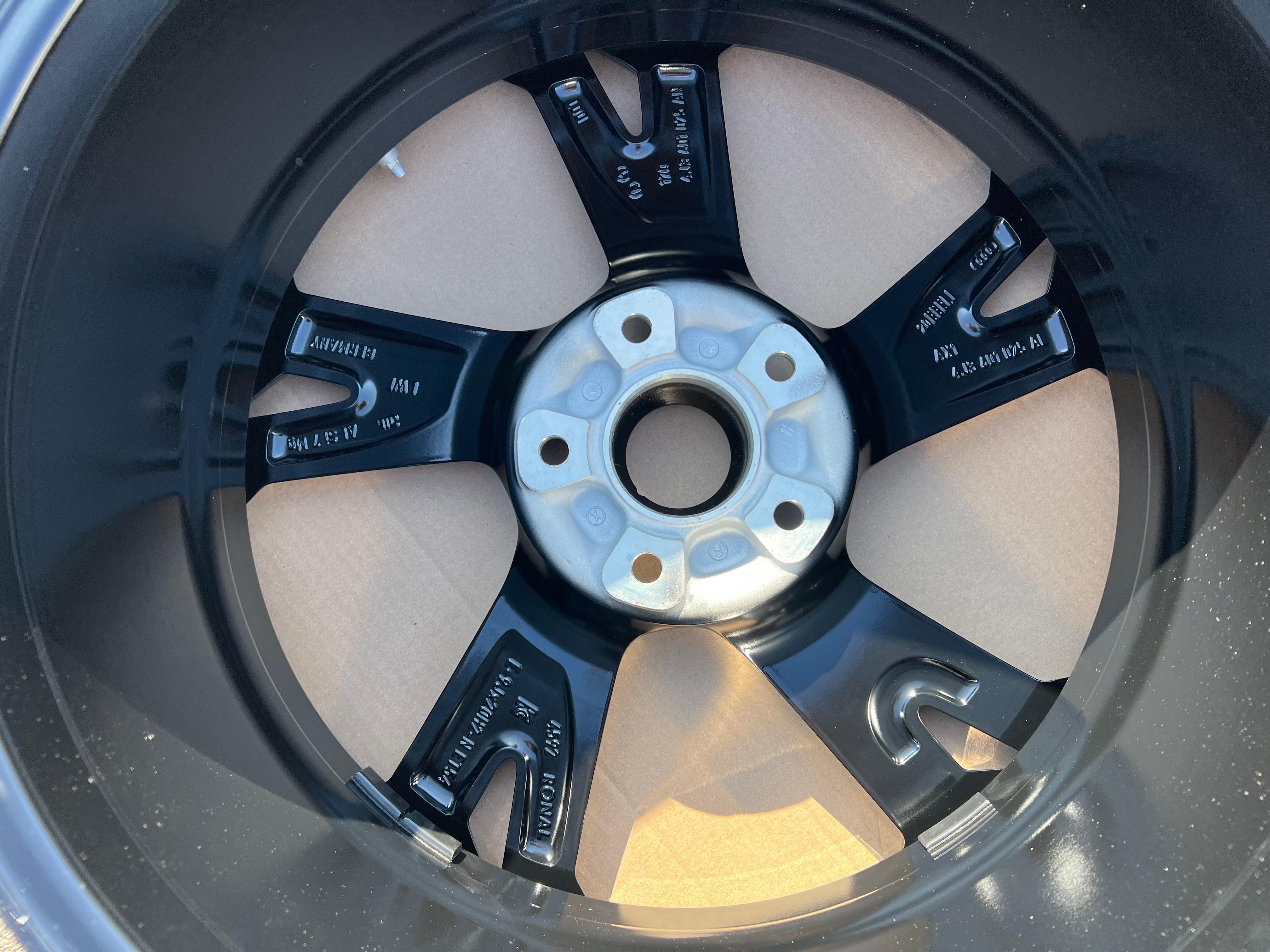 1 X ORIGINAL 20" ALUFELGE AUDI E-TRON GT RS 4J3601025AN RDKS