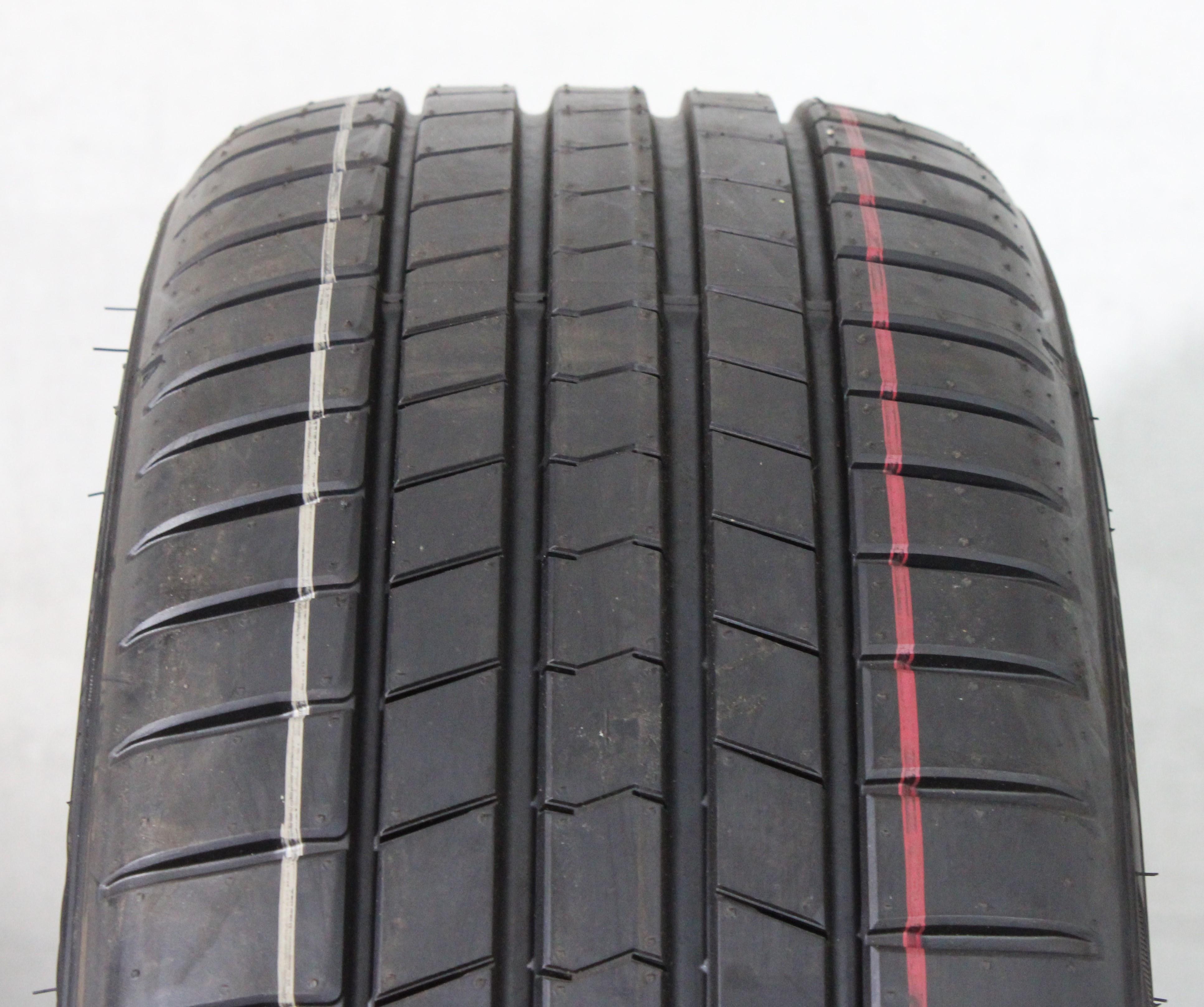 1 x 205/55R17 95W Neumático de verano Falken Azenis FK510A AO NUEVO 2021