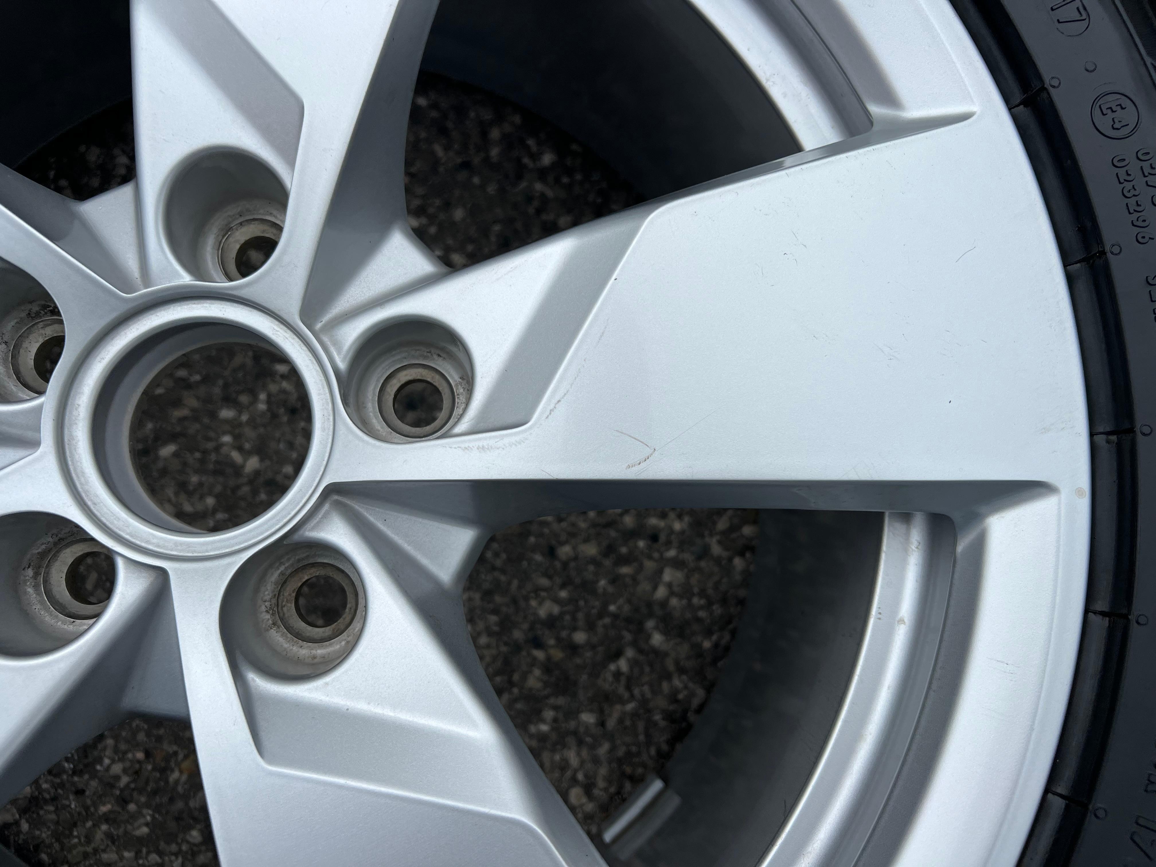 4 ORIGINAL 17" ALU SOMMERRÄDER AUDI TT 8S 225/50R17 94W CONTINENTAL 8S0601025BA