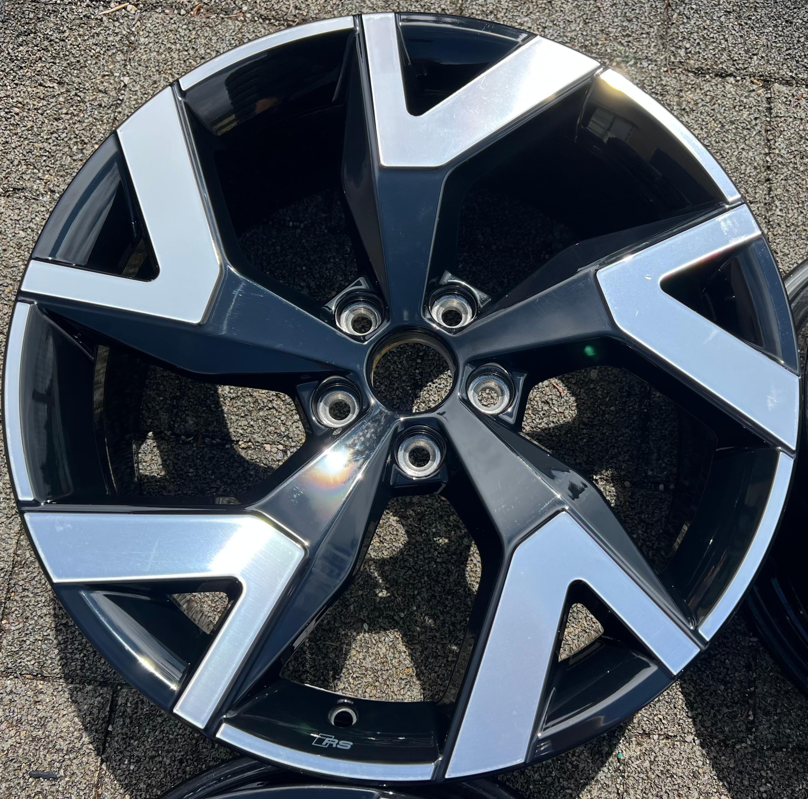 4 CERCHI IN LEGA ORIGINALI DA 19" AUDI A3 S3 8Y ALLSTREET 8Y0601025AE 7,5x19 ET44 SPEDIZIONE GRATUITA
