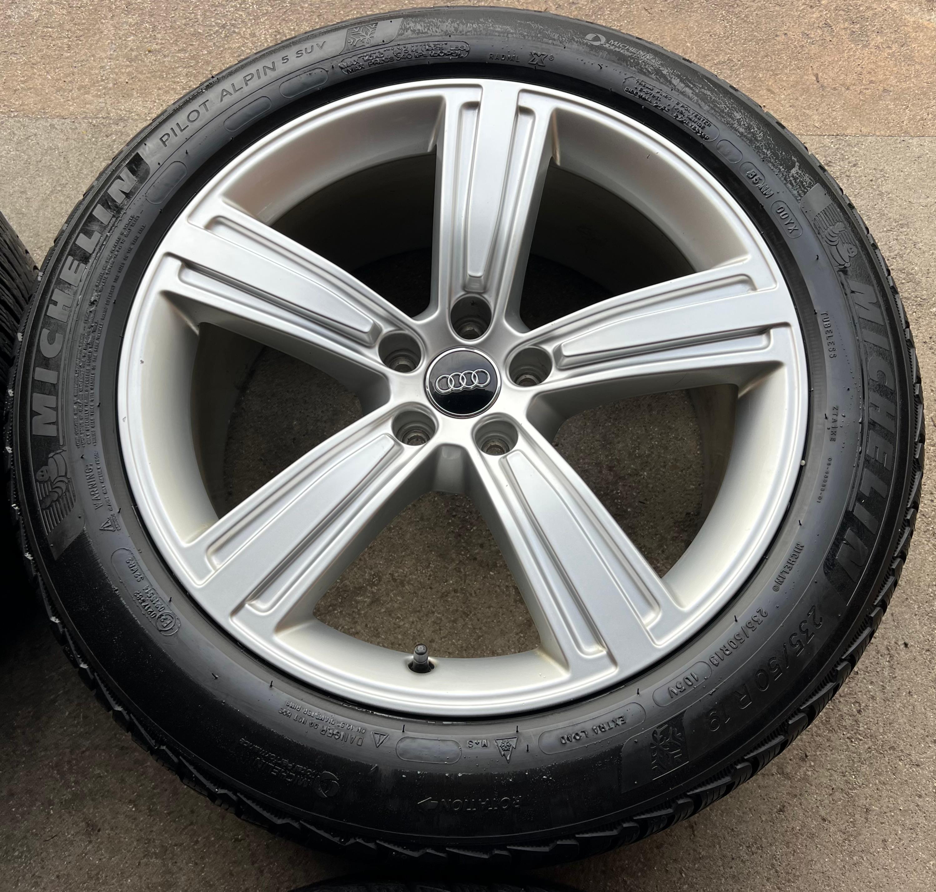4 ORIGINAL 19" ALU WINTERRÄDER AUDI A8 4N 235/50R19 103V MICHELIN