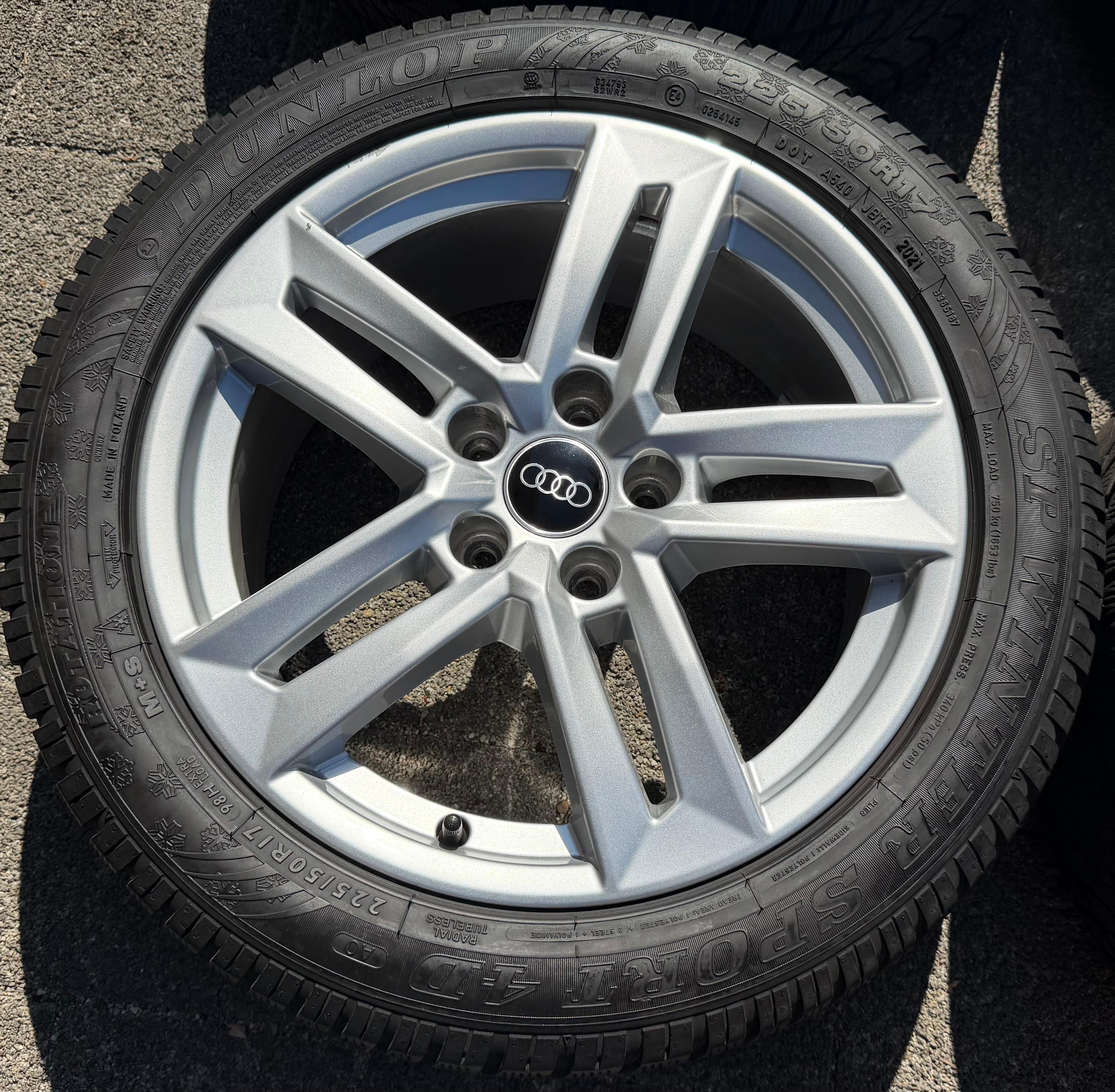 4 Original 17" Alufelgen Audi A4 8W B9 8W0601025P 7x17 ET42 Felgen