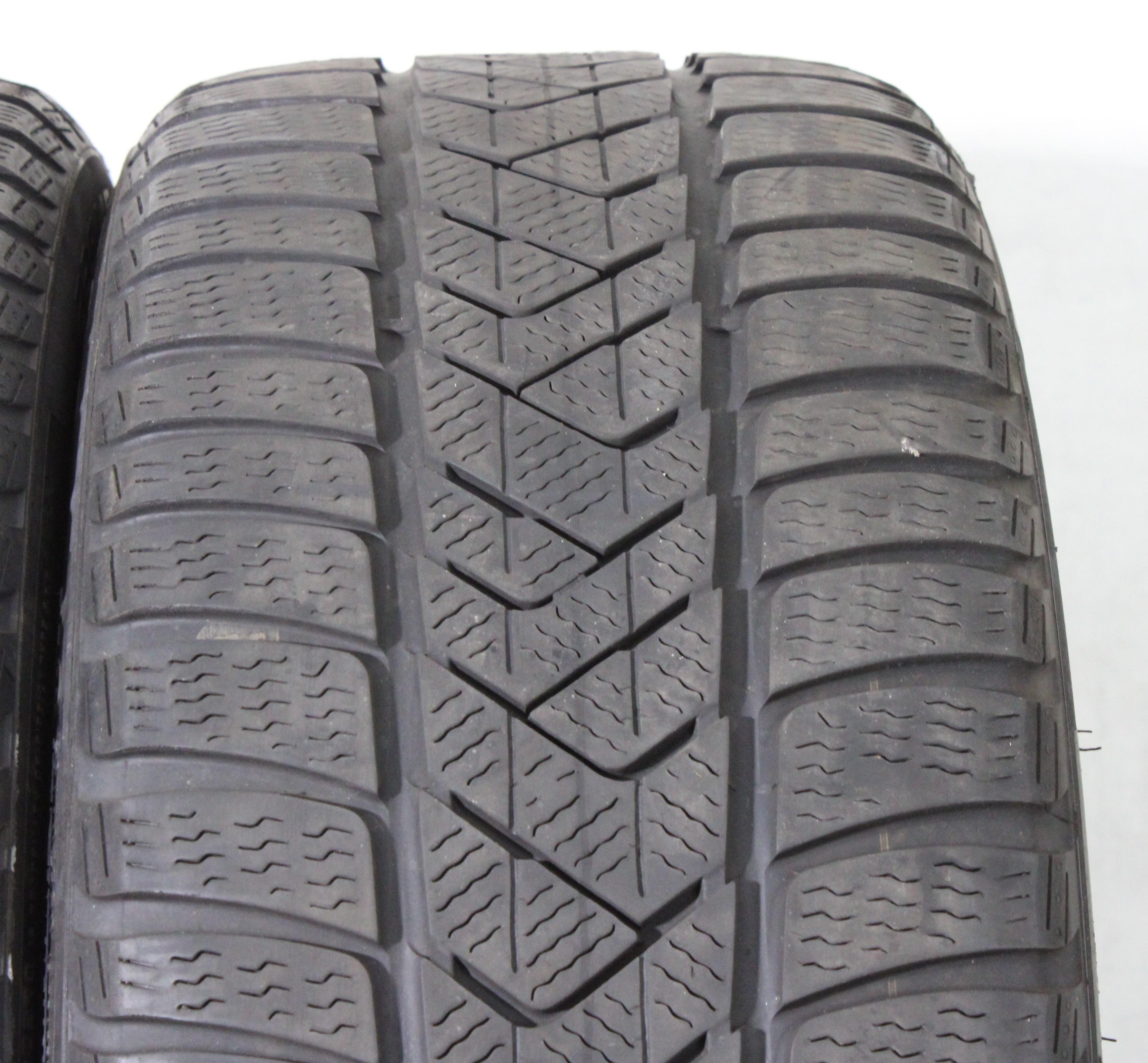 2 x 225/45R18 95H winterbanden Pirelli Sottozero 3 * Runflat 4-4,5mm 2024
