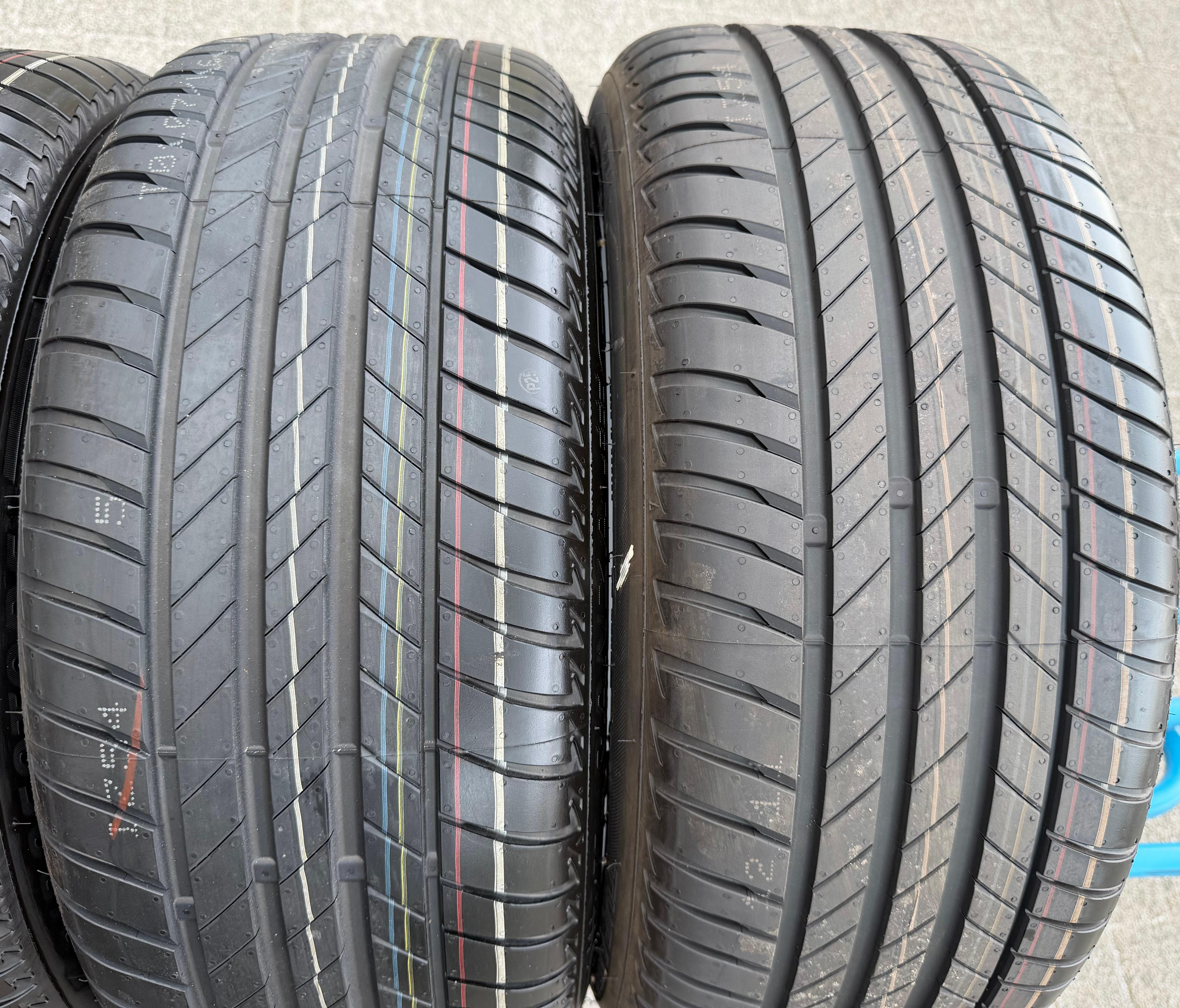4 jantes d'origine en aluminium Sommer de 17 pouces pour Audi A3, référence GY 8Y0601025B, pneus 225/45R17 91Y, année 2022, NEUVES