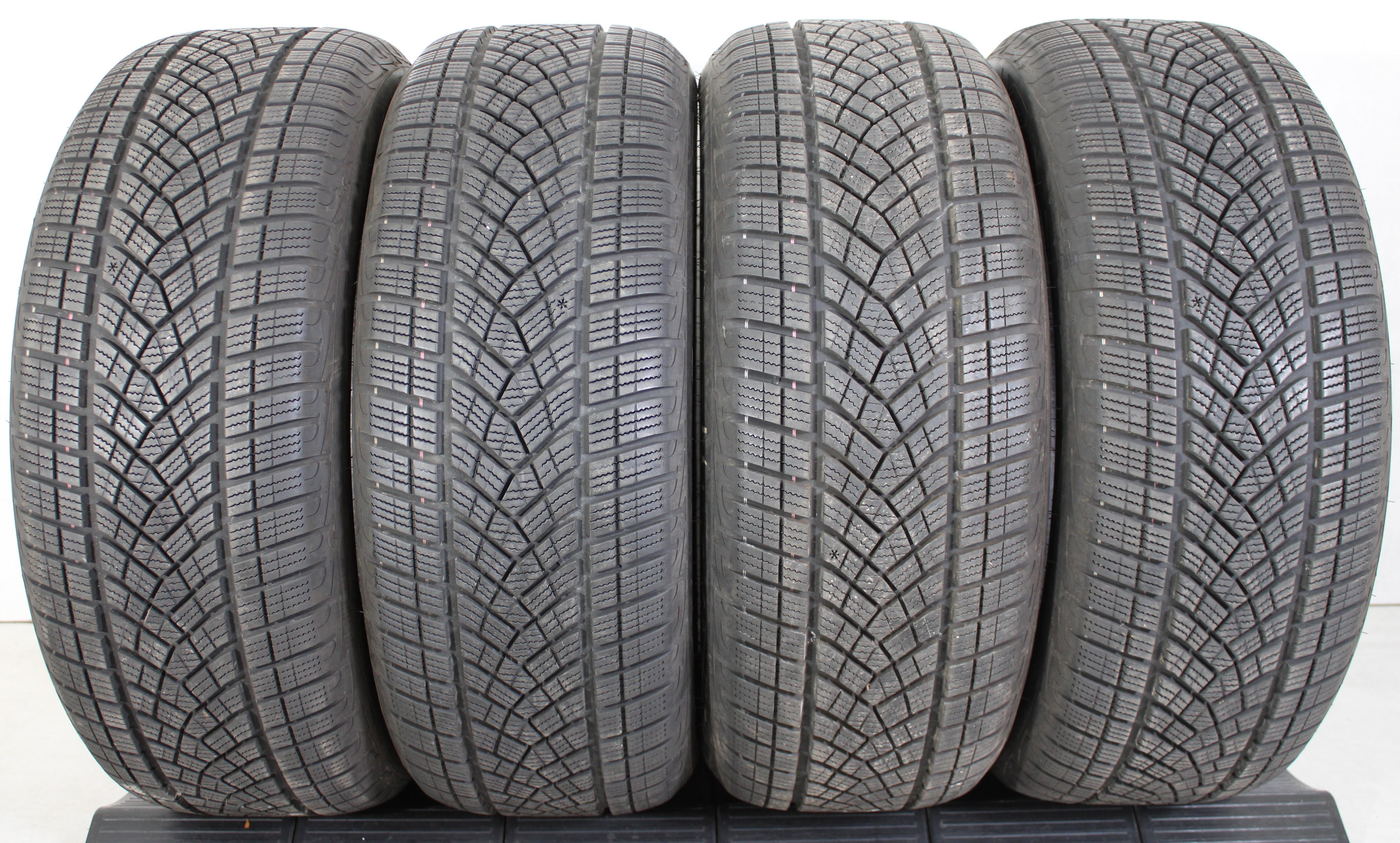 4 x 255/55R19 111H Winterreifen Goodyear Ultra Grip Performance GEN-1 7-7,5mm 2018 AO
