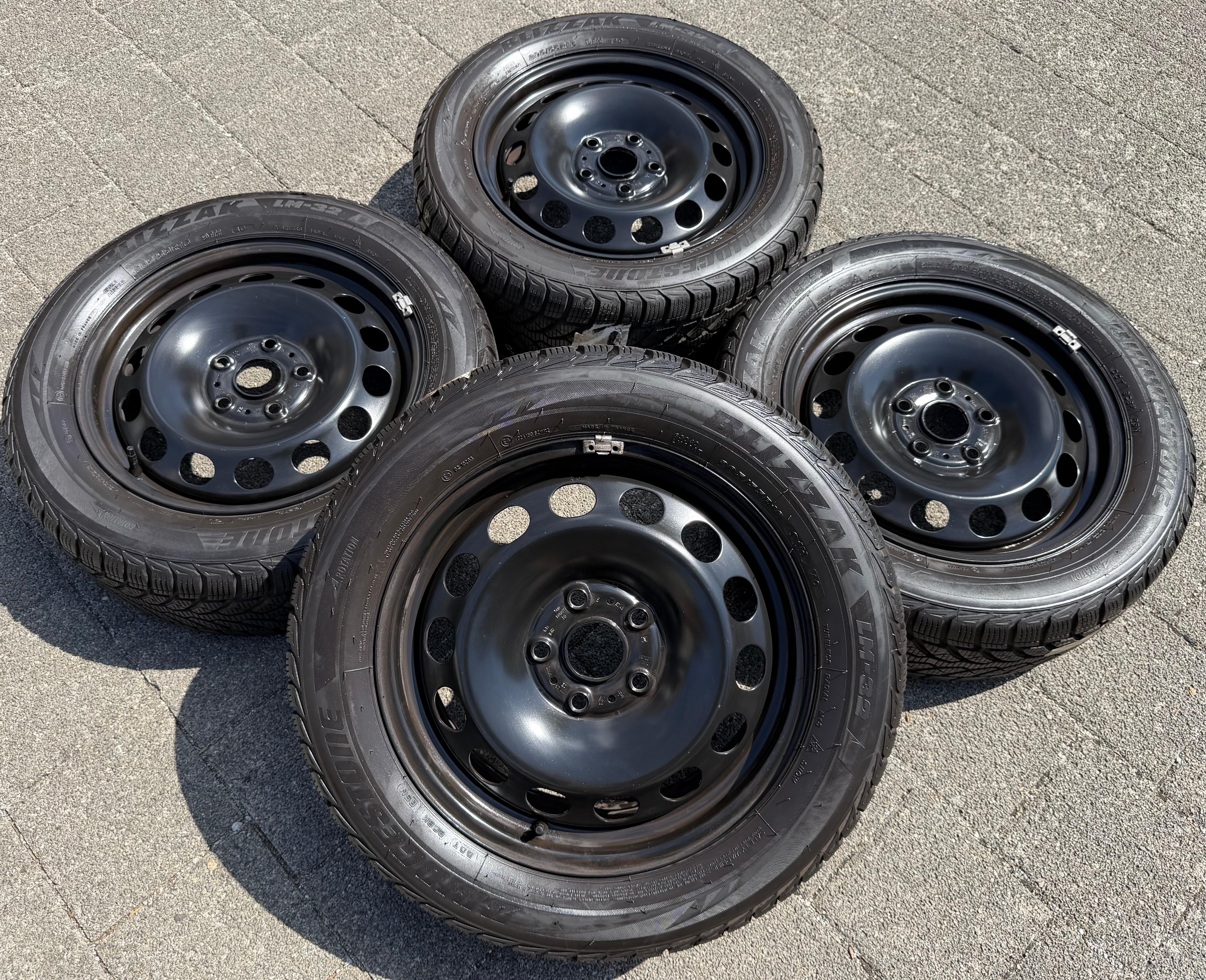 4 Winterräder VW Golf 7 Audi A3 8V Seat Leon 5F Skoda Octavia 5E 205/55R16 91H Dunlop