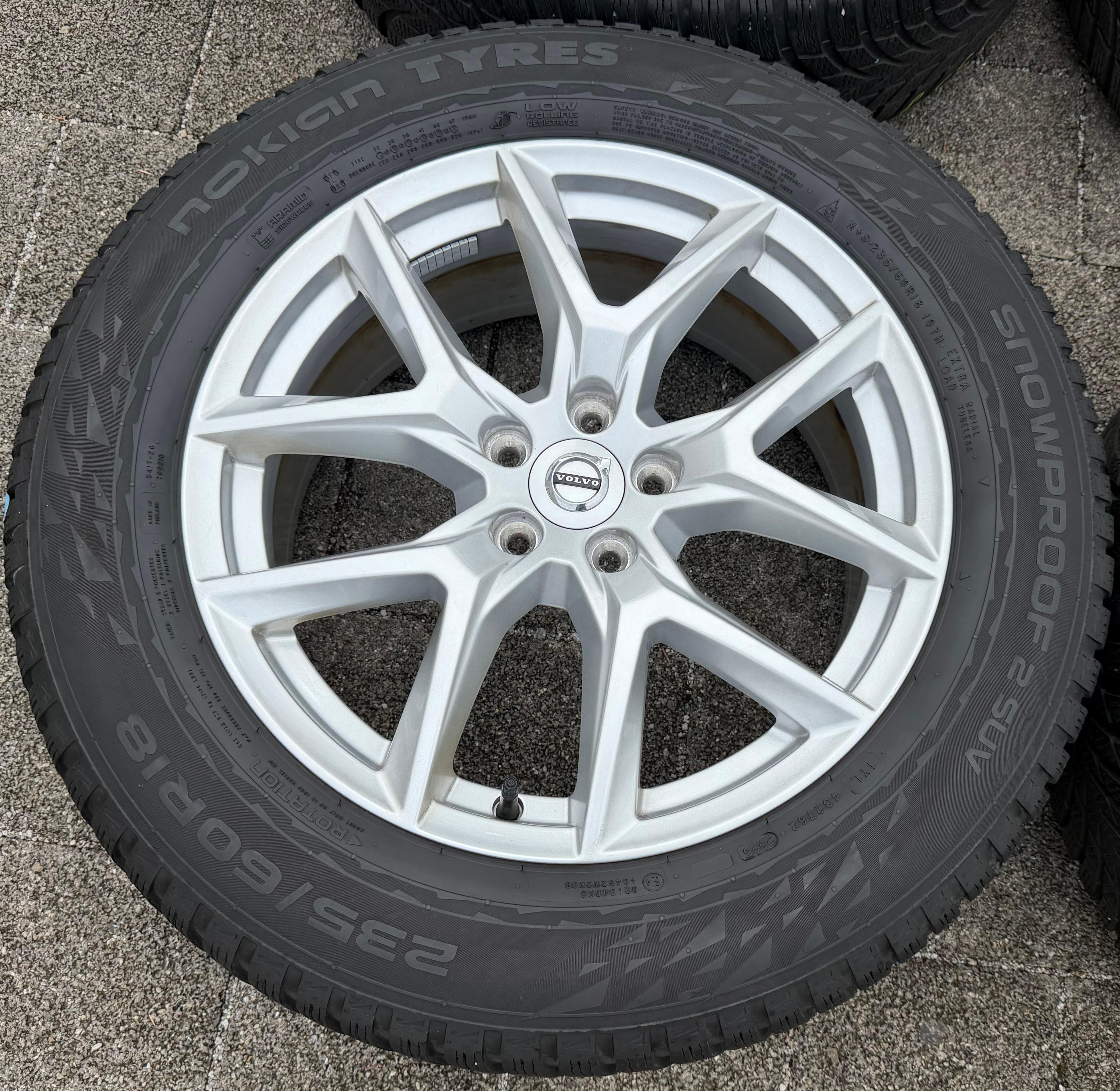 4 Original 18" Alu Winterräder Volvo XC60 II 31423851 235/60R18 107H NOKIAN 2025