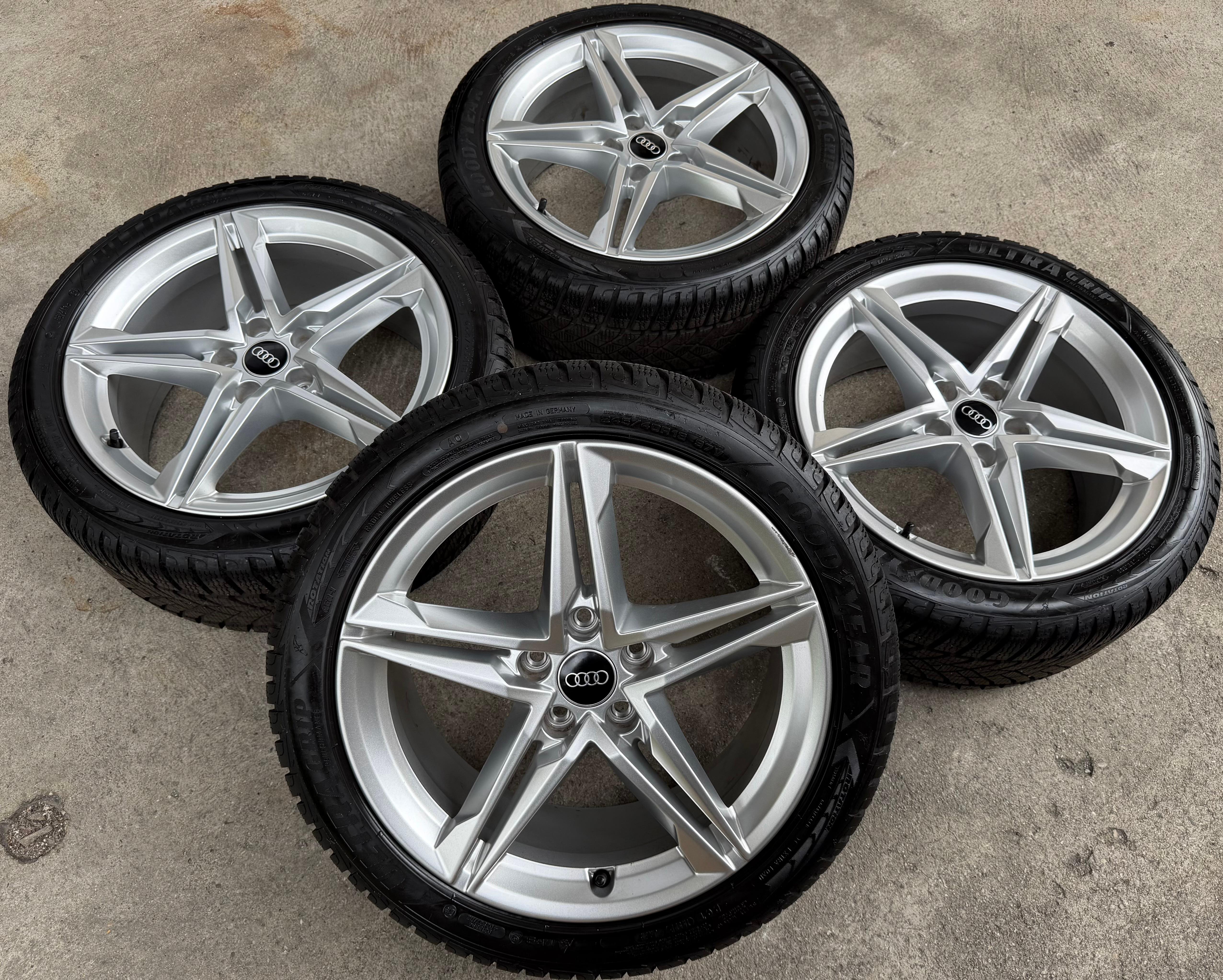 4 Original 18" Alu Winterräder Audi A4 S4 8W B9 8W0601025HM 245/40R18 97V 2023