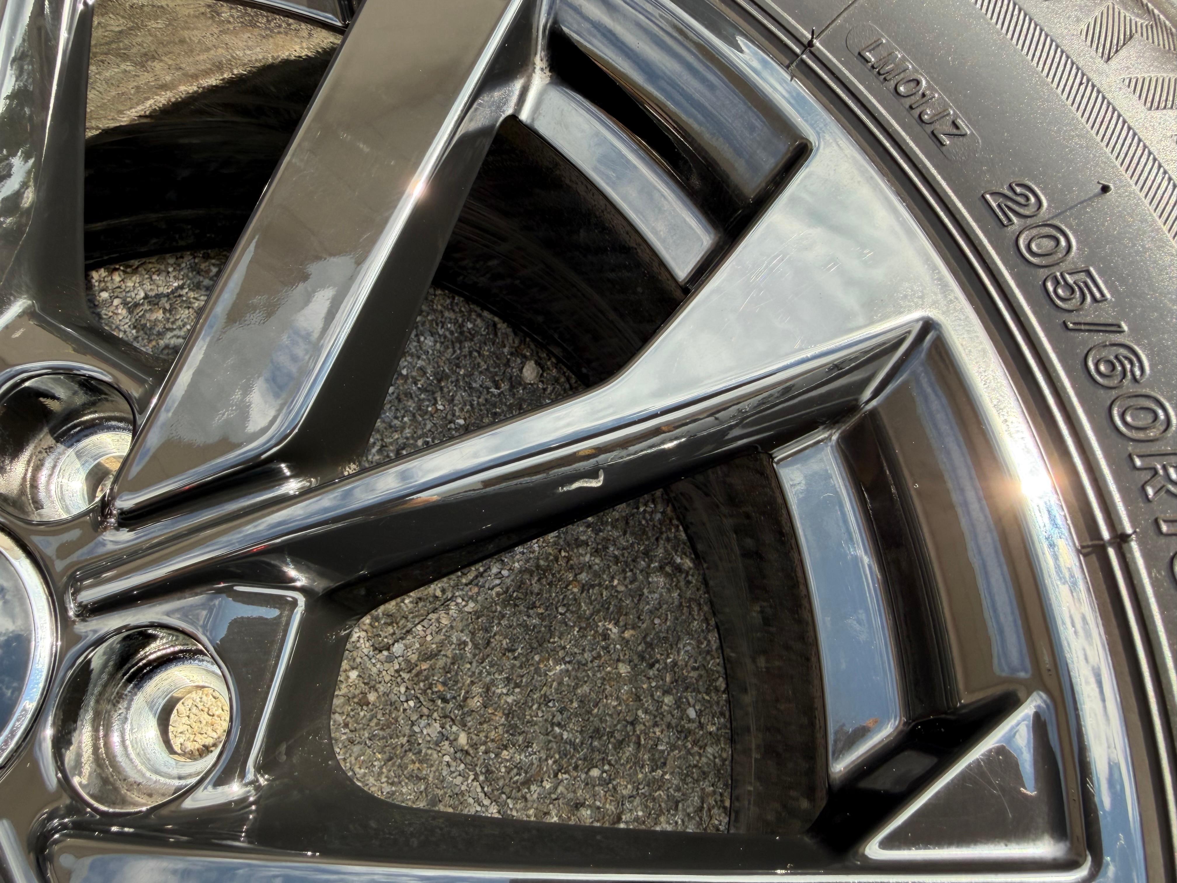 4 ruote complete in lega originali invernali Audi A1 Allstreet City Carver GBH 82B071496 Bridgestone