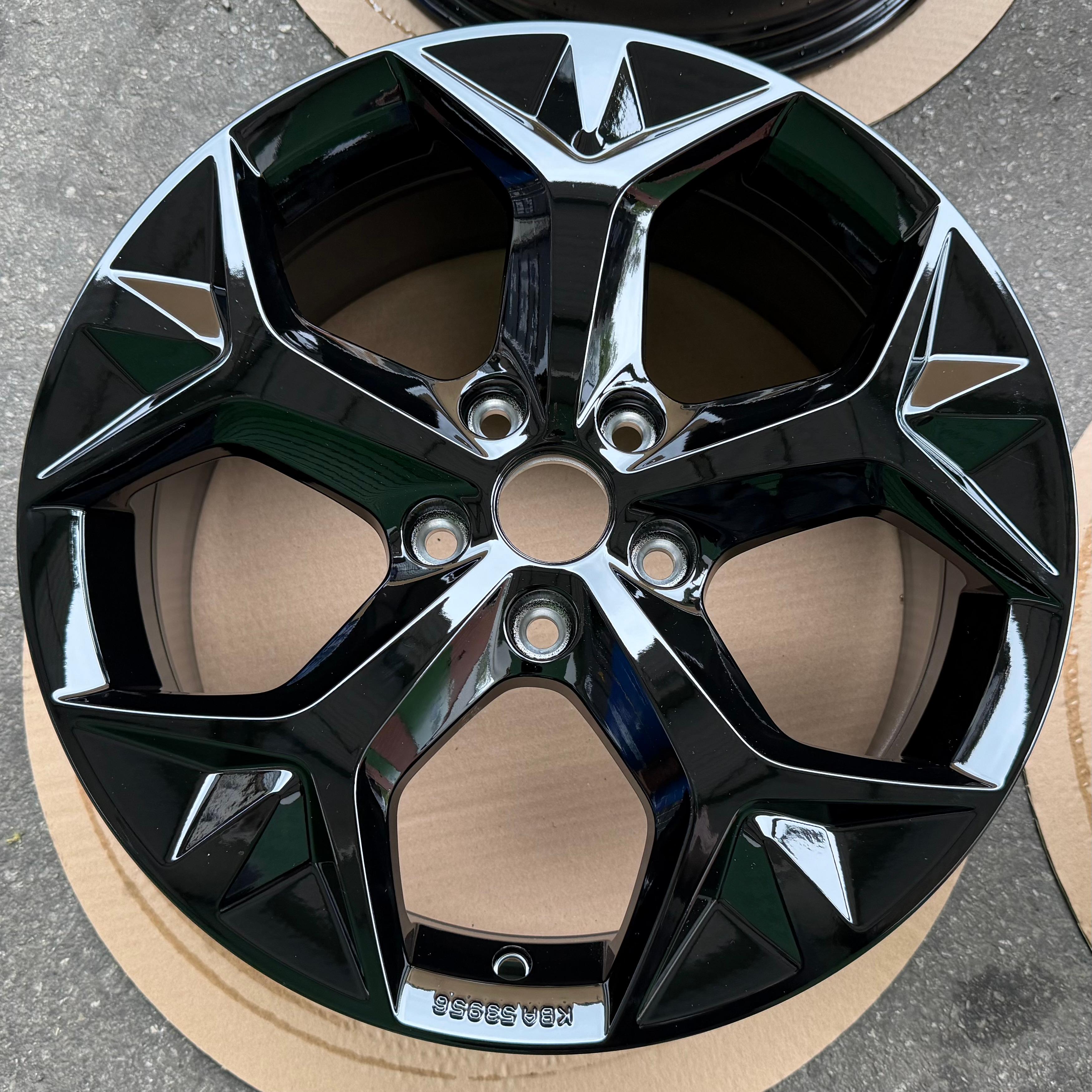 4 cerchi in lega originali da 17" per SEAT Ateca 5FP 575071497H 7x17 ET45 Nevada, nuovi, spedizione gratuita