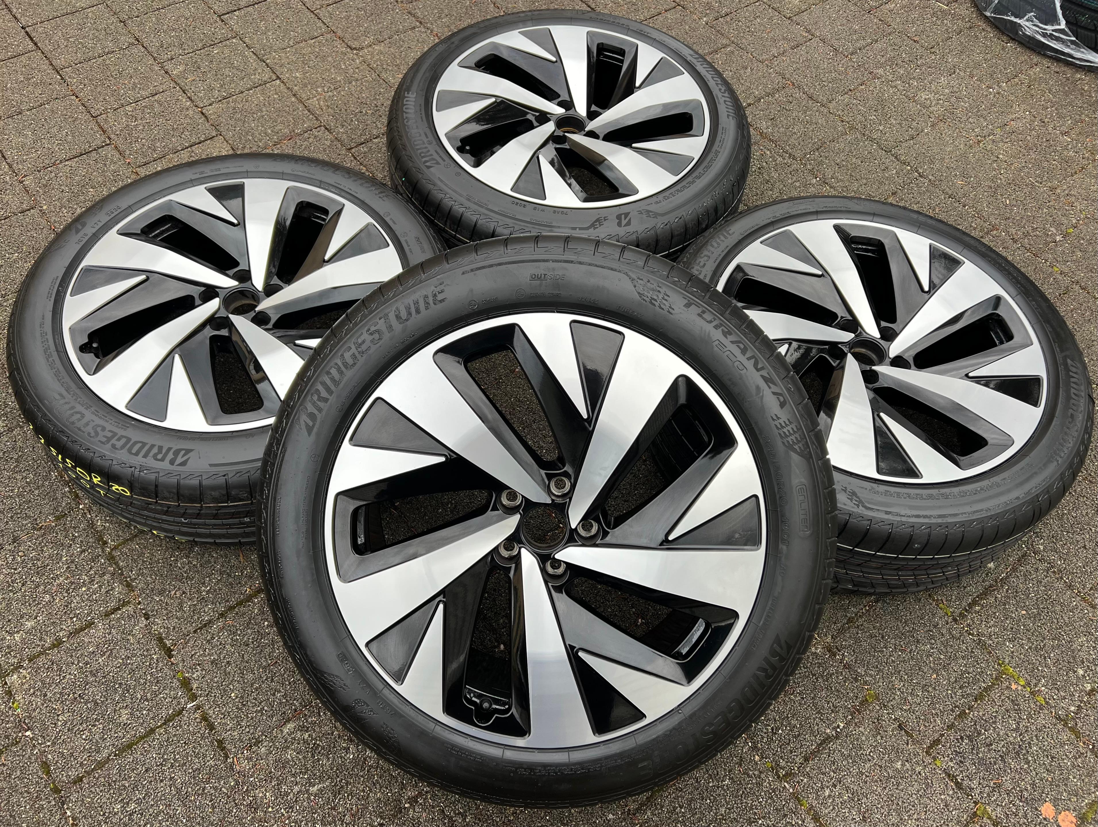 4 RUOTE ESTIVE ORIGINALI IN ALLUMINIO DA 20" PER VW ID4, ID.4, ID5, ID.5 - DRAMMEN 11A601025A 11A601025H