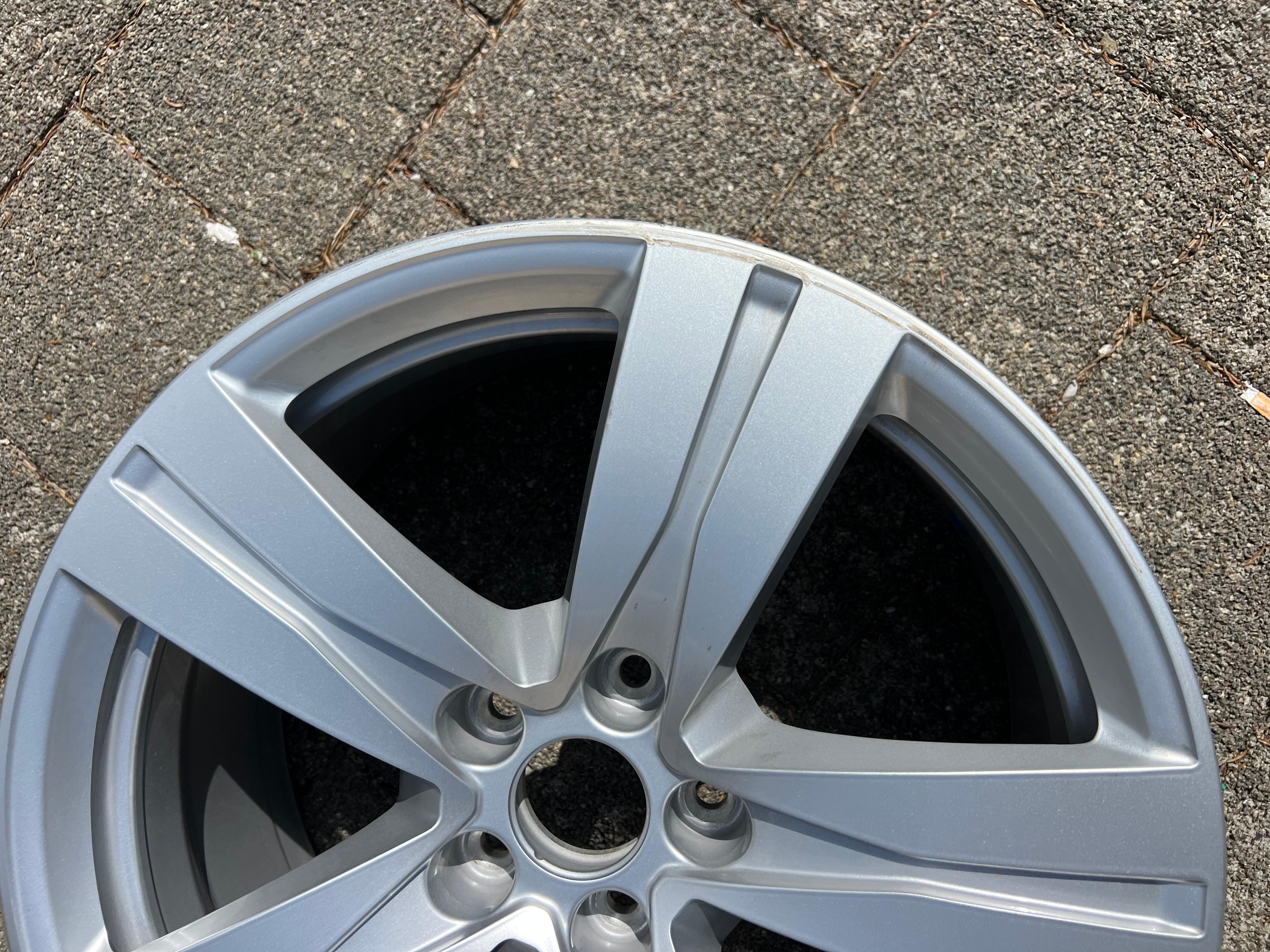 1 X ORIGINAL 18" ALUFELGE AUDI Q7 4M 4M0601025A 8x18 ET25 FREIHAUS