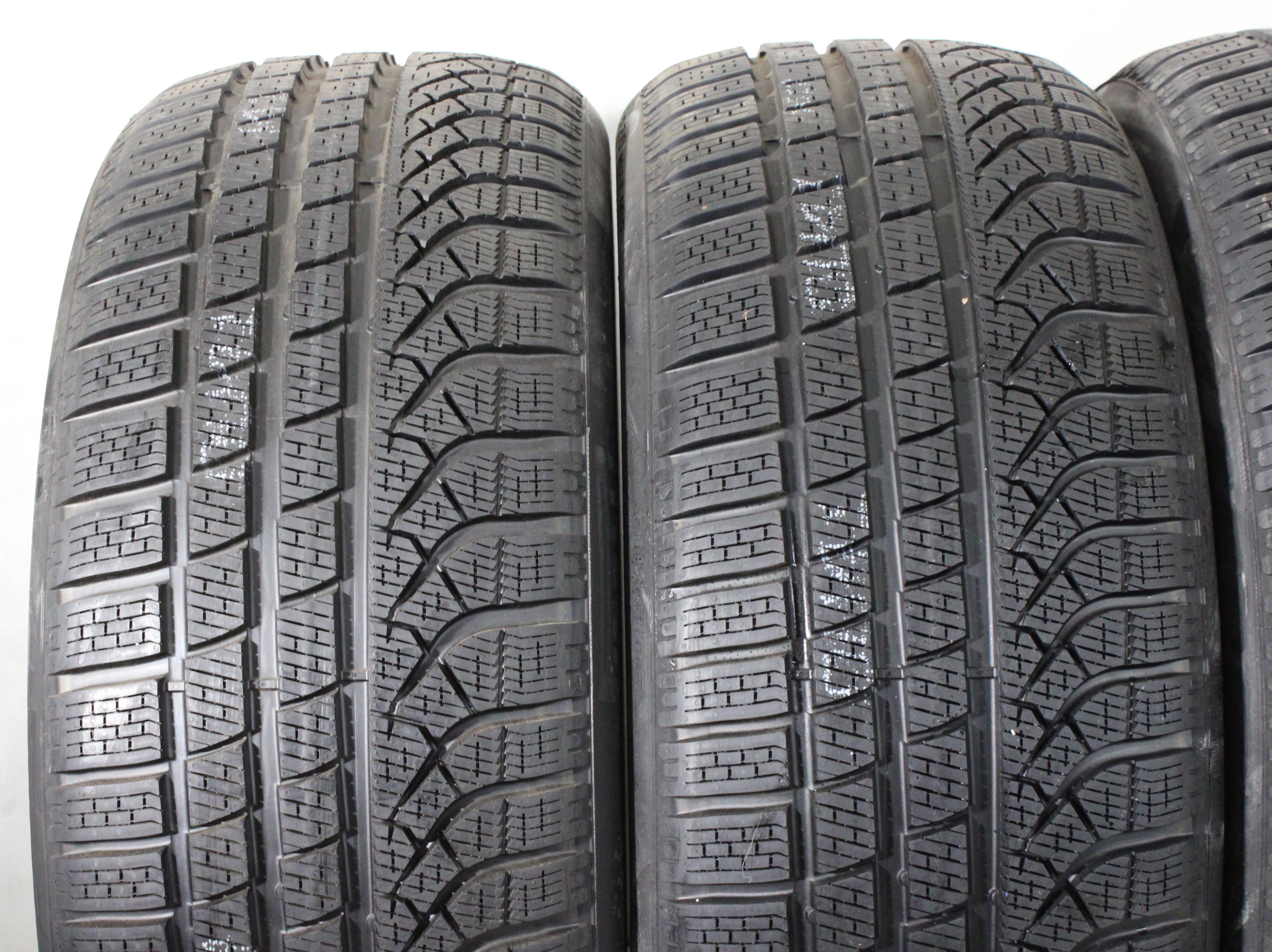 4 x 245/45R20 103V Winterreifen Pirelli Pzero Winter NF0 Elect Volles Profil 2021