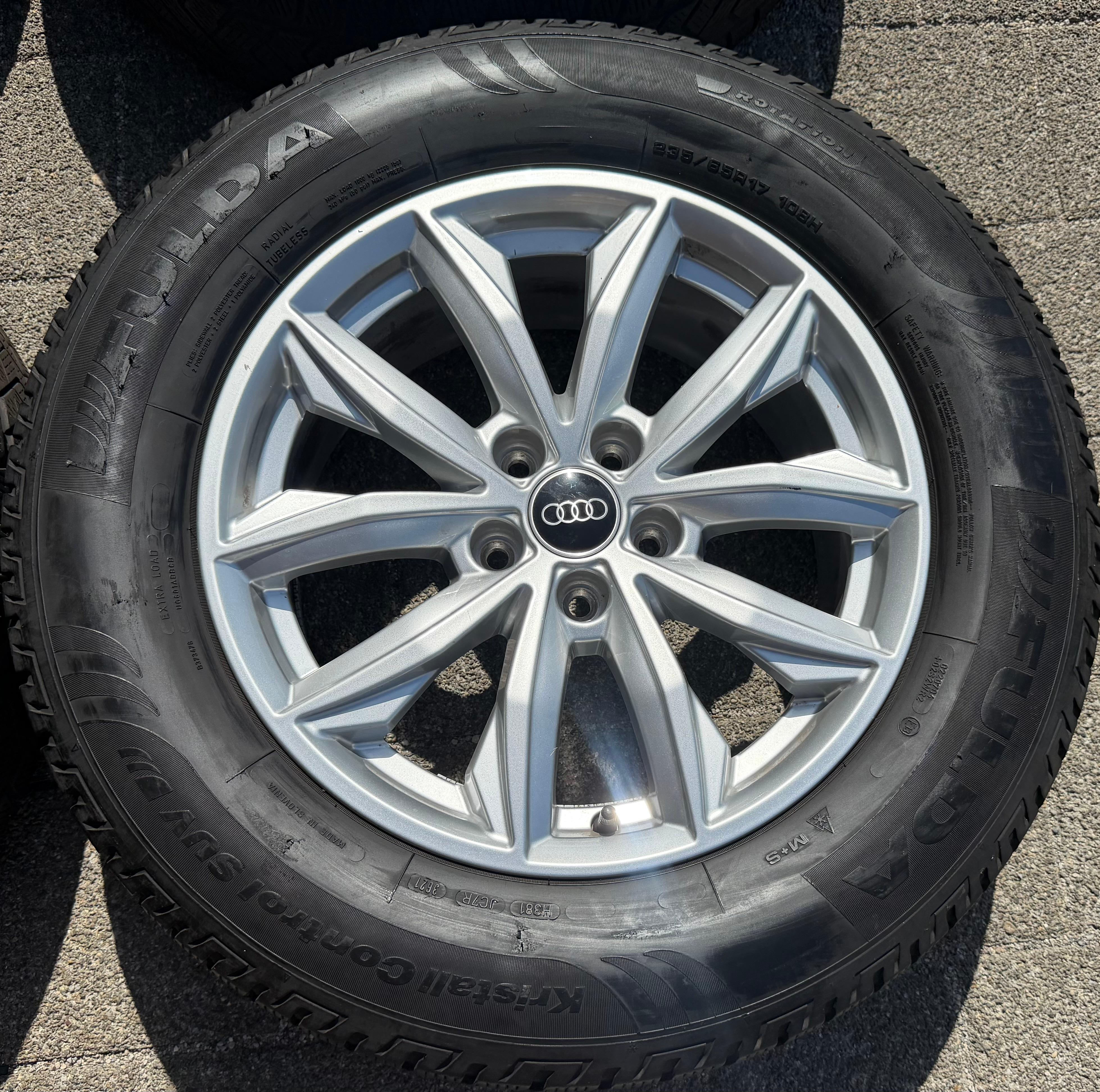 4 Original 17" Alufelgen Audi Q5 FY 80A601025J 7x17 ET34 Felge