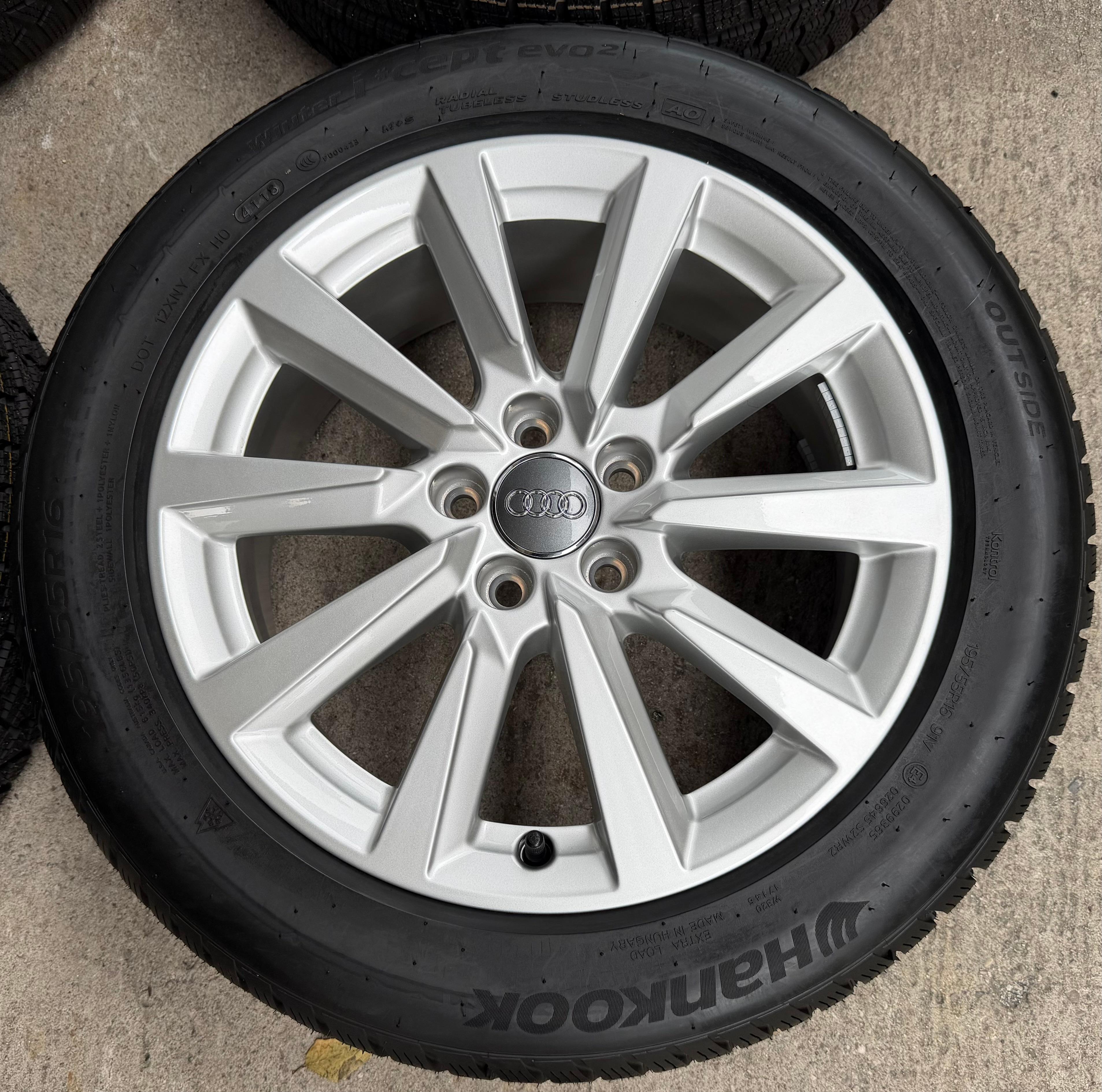 4 Original Alu Winterräder Audi A1 GB 82A601025C 195/55R16 91V Bridgestone