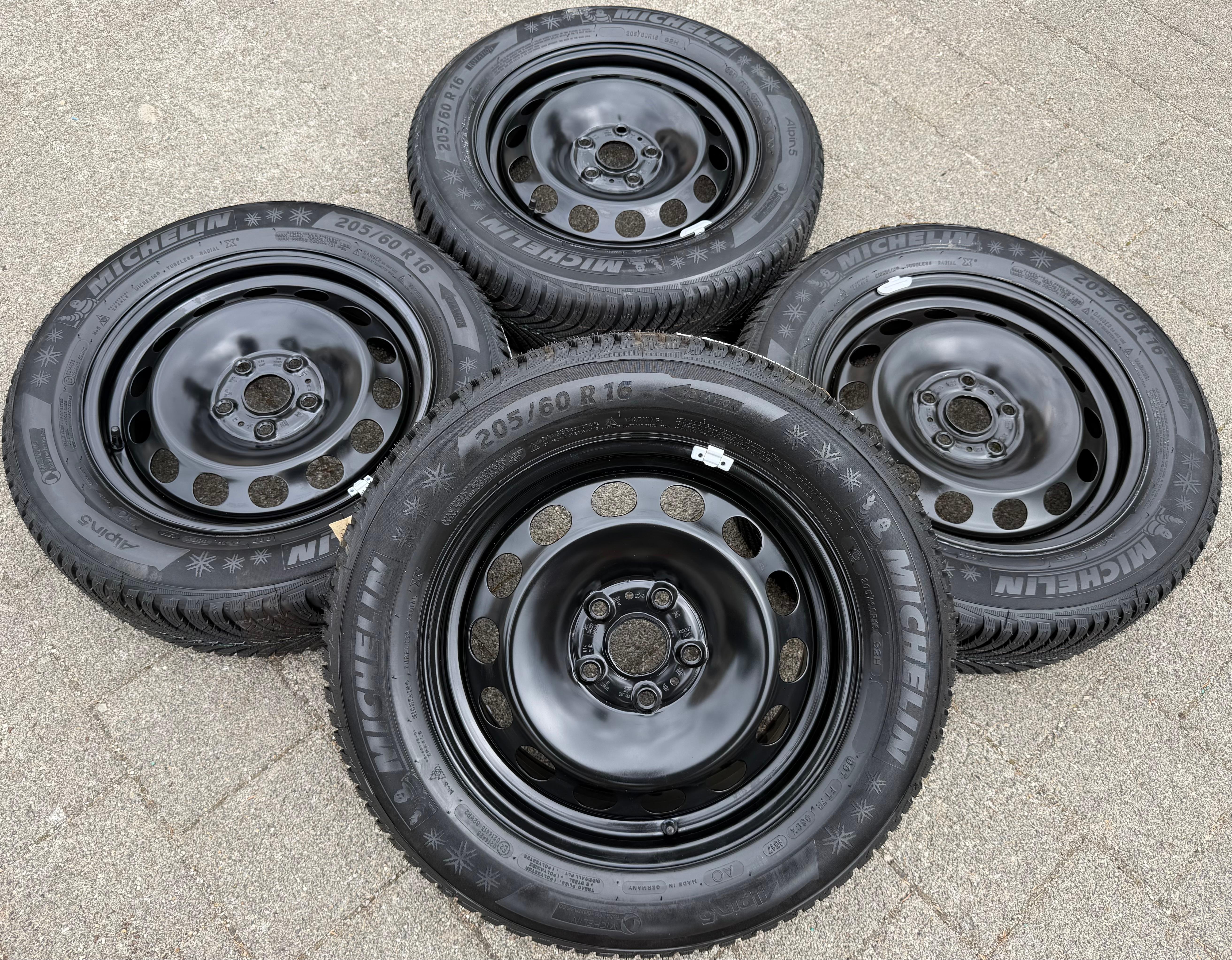 4 Winterräder Audi Q2 GA VW T-ROC A11 205/60R16 92H Michelin Alpin 5 Winterreifen