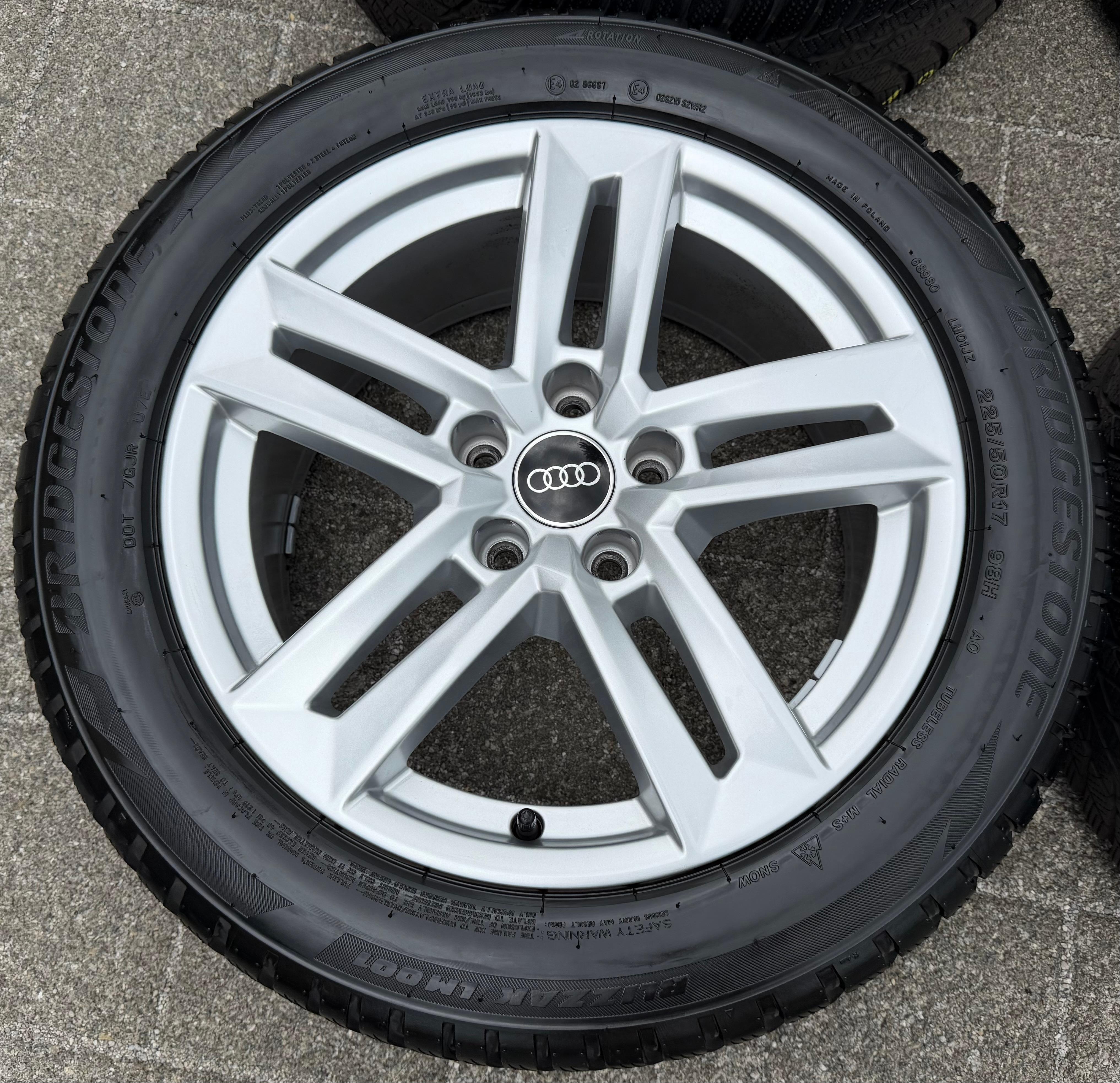 4 originele 17" aluminium wintervelgen voor Audi A4 B9 8W 8W0601025P 225/50R17 98H Bridgestone
