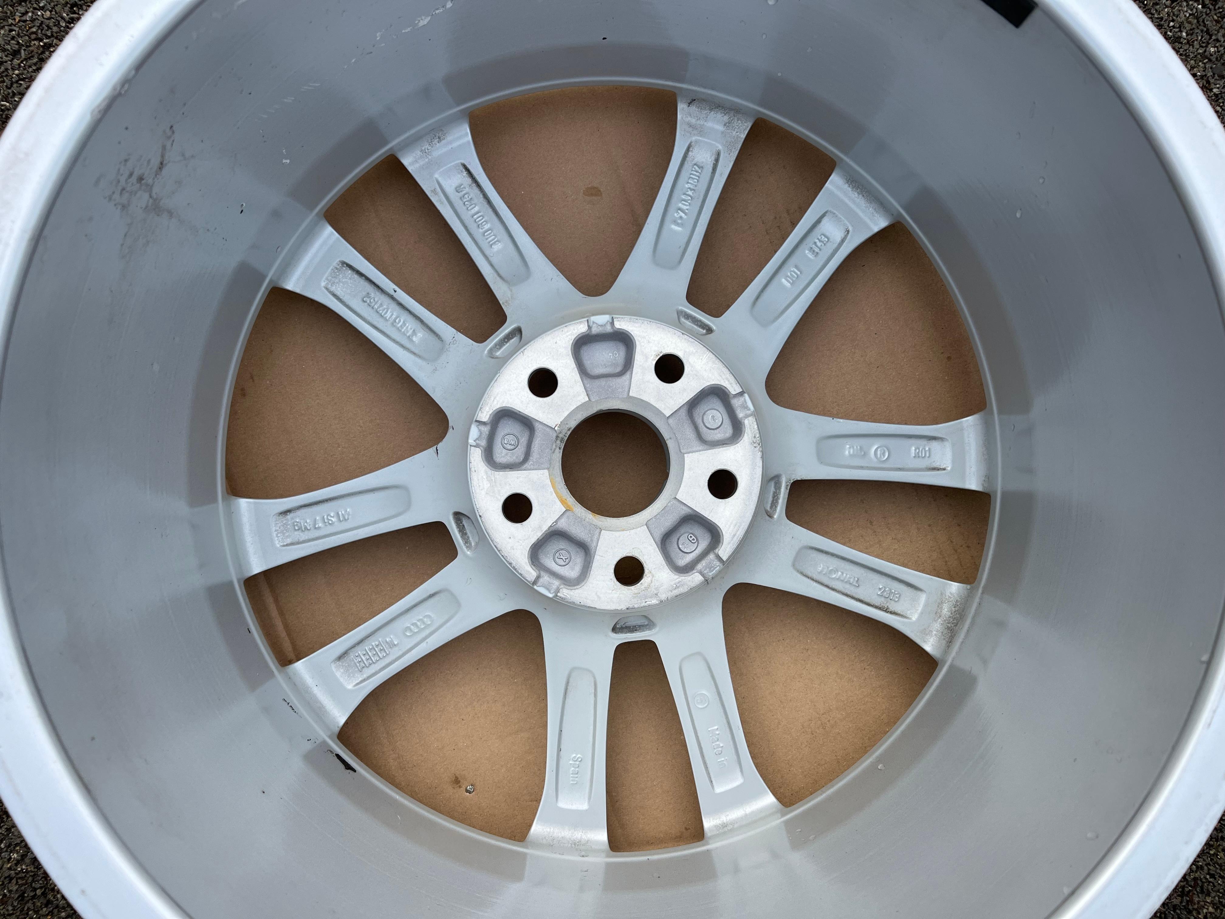 1 X ORIGINAL 18" ALUFELGE FELGE AUDI Q3 8U 8U0601025R 7x18 ET43