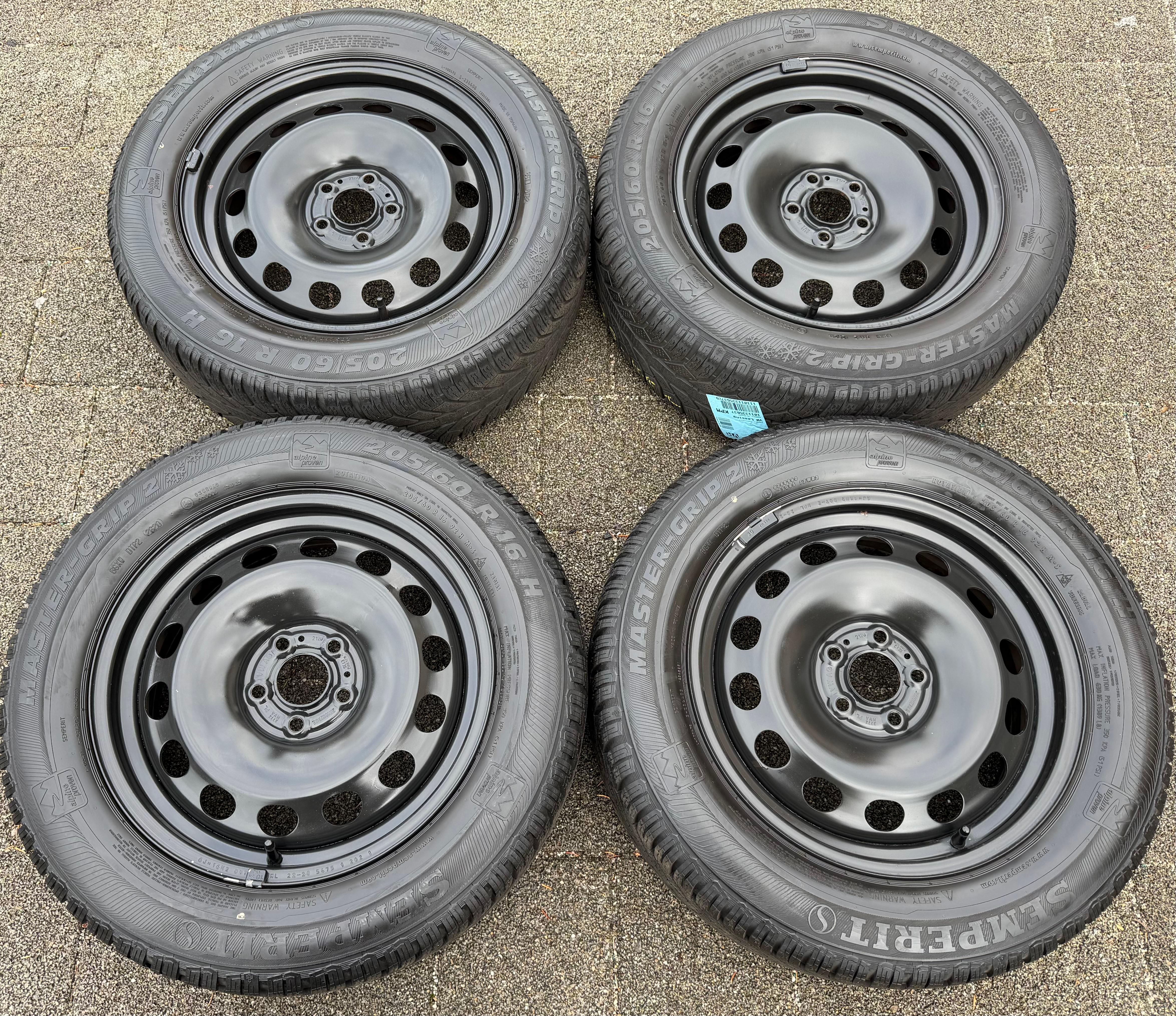 4 cerchi in acciaio da 16" VW T-Cross Taigo Skoda Kamiq Scala 6x16 ET35 2Q0601027H