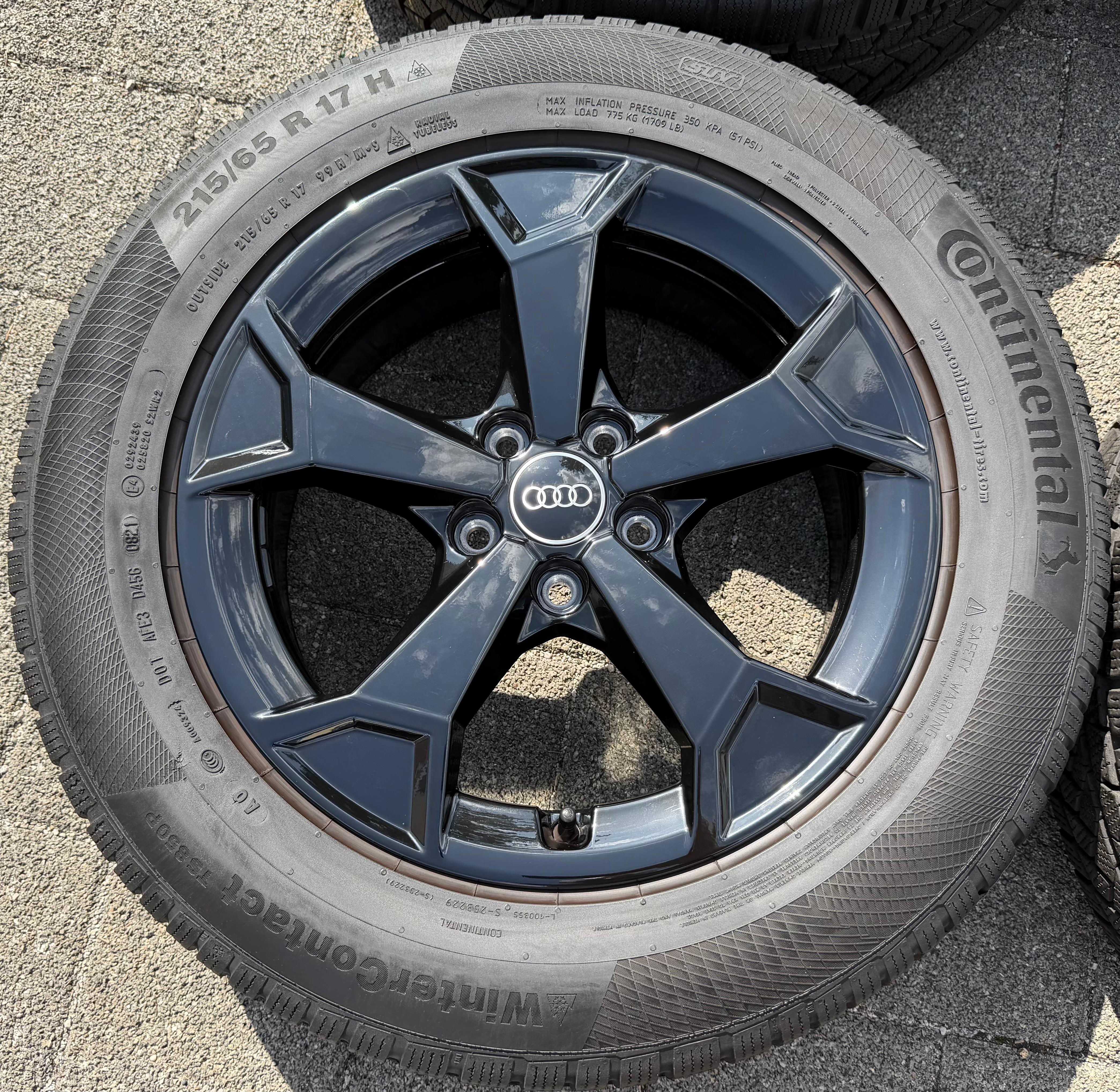 4 Original 17" Alu Sommerräder Audi Q3 F3 F3N 215/65R17 103H 83A601025AL Schwarz
