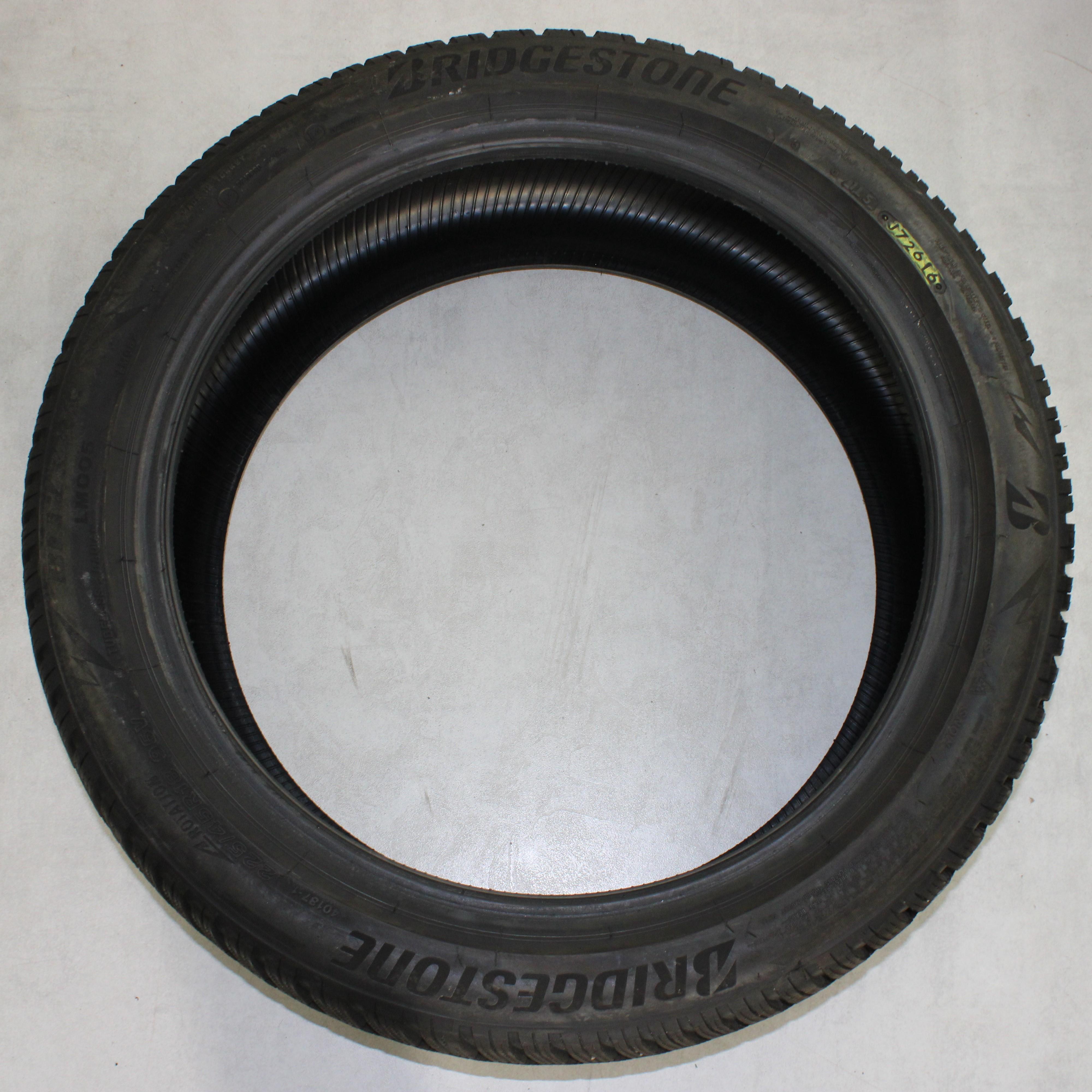 2 x 225/45R18 95V Winterreifen Bridgestone Blizzak LM005 7-7,5mm 2016