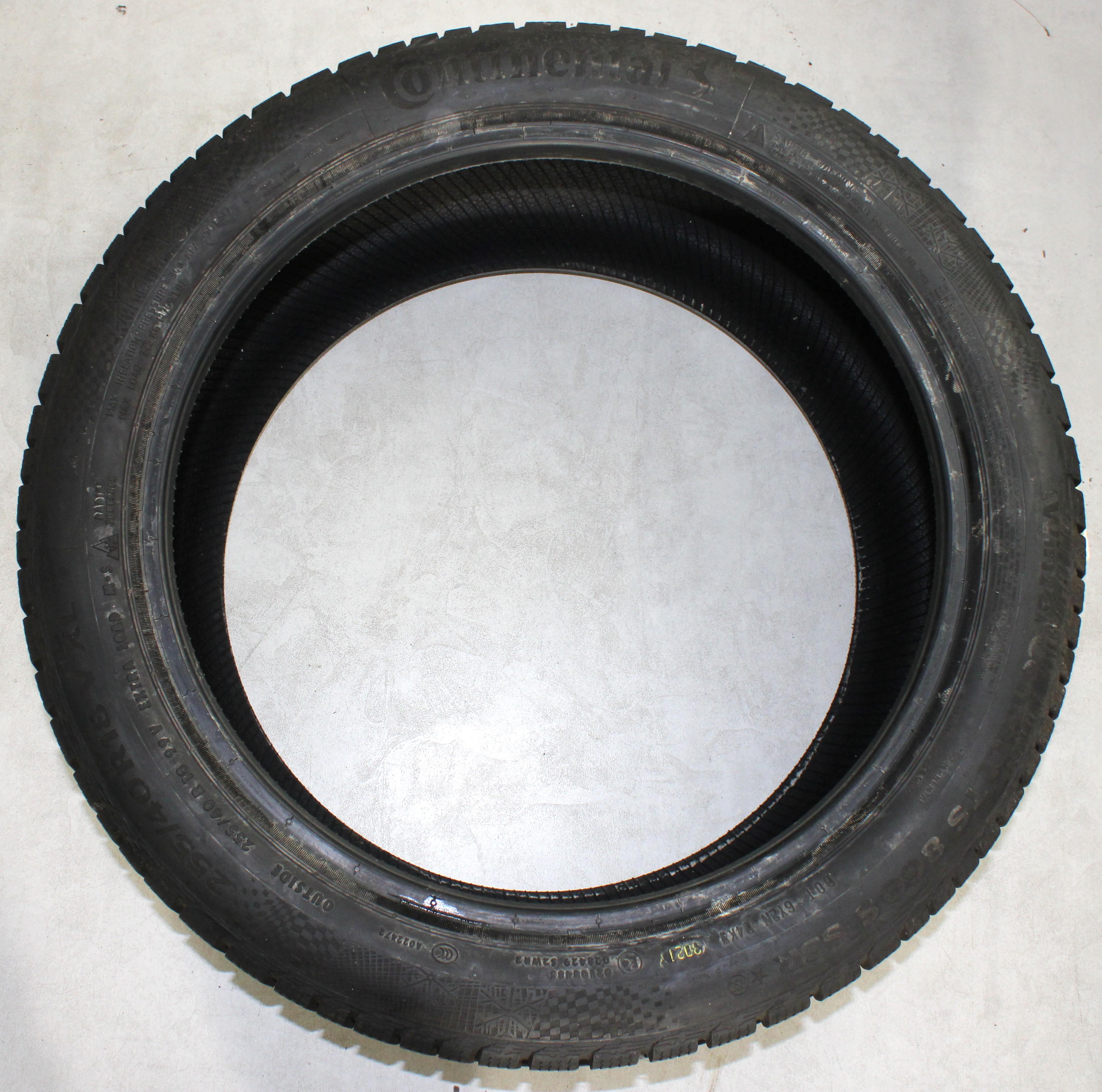 2 x 255/40R18 99V Winterreifen Continental Winter Contact TS860S Runflat 6,5mm 2021 *